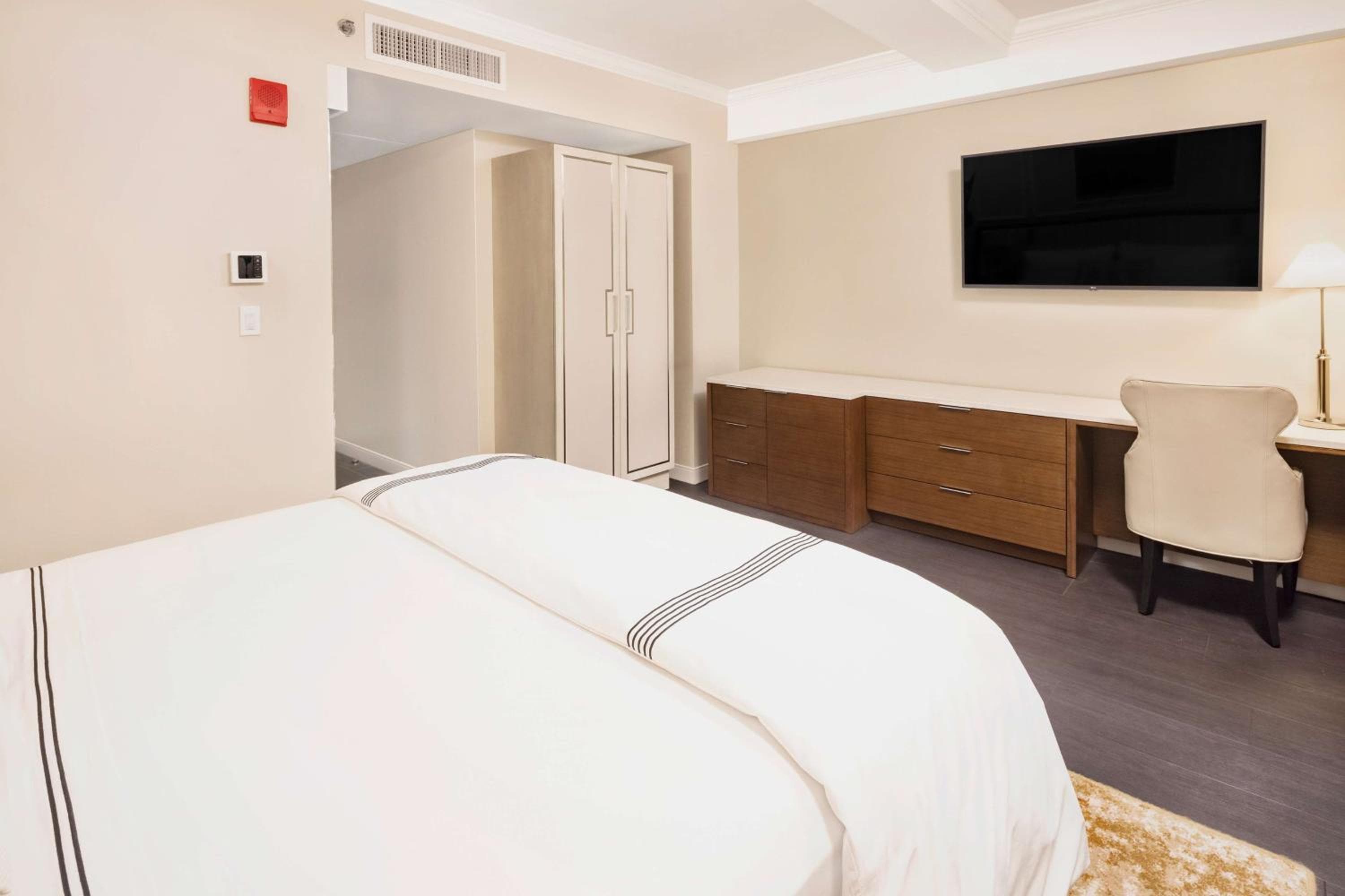 Hilton Club The Quin New York — 14