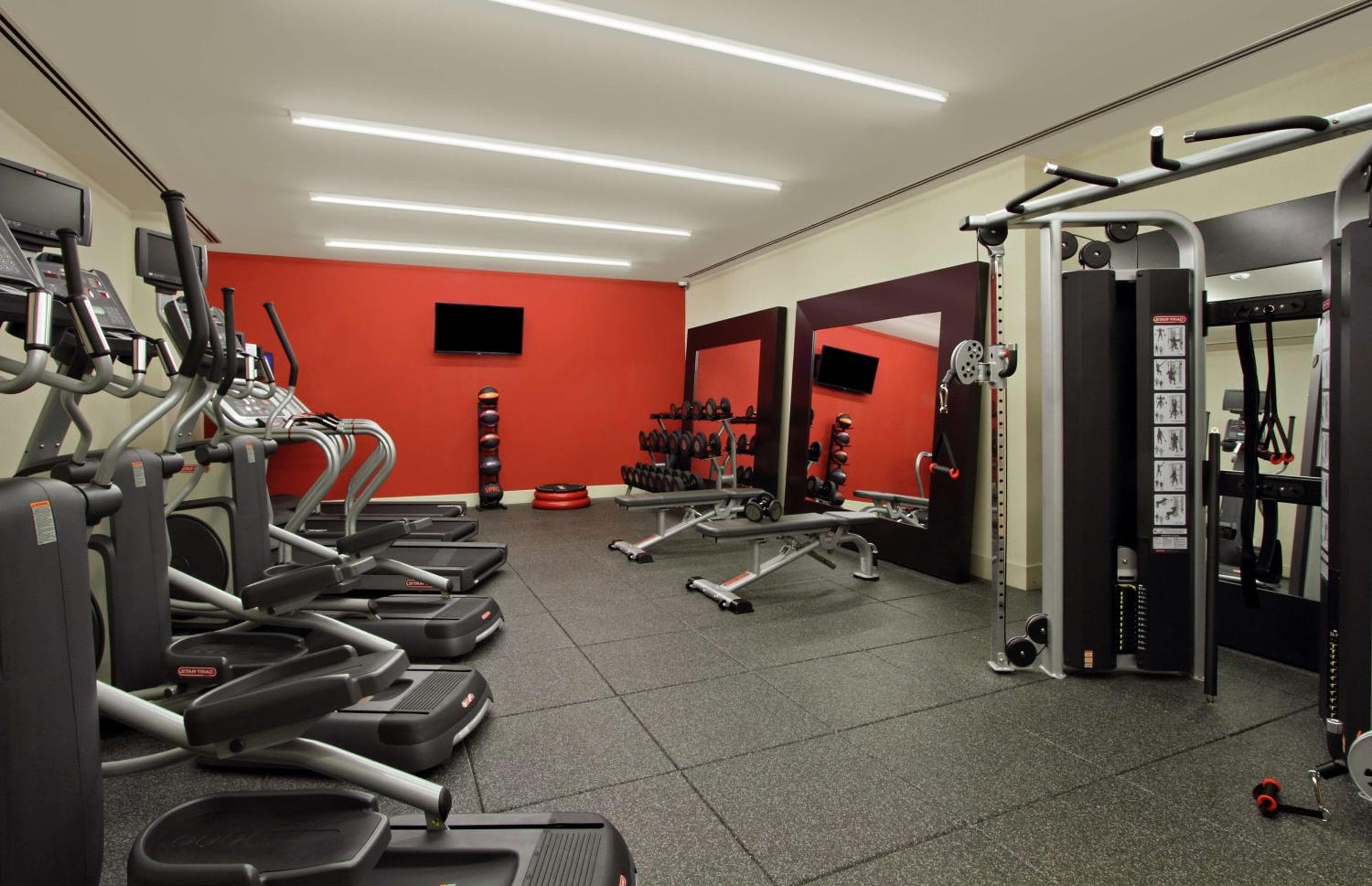 Hilton Garden Inn New York/Midtown Park Avenue — 15