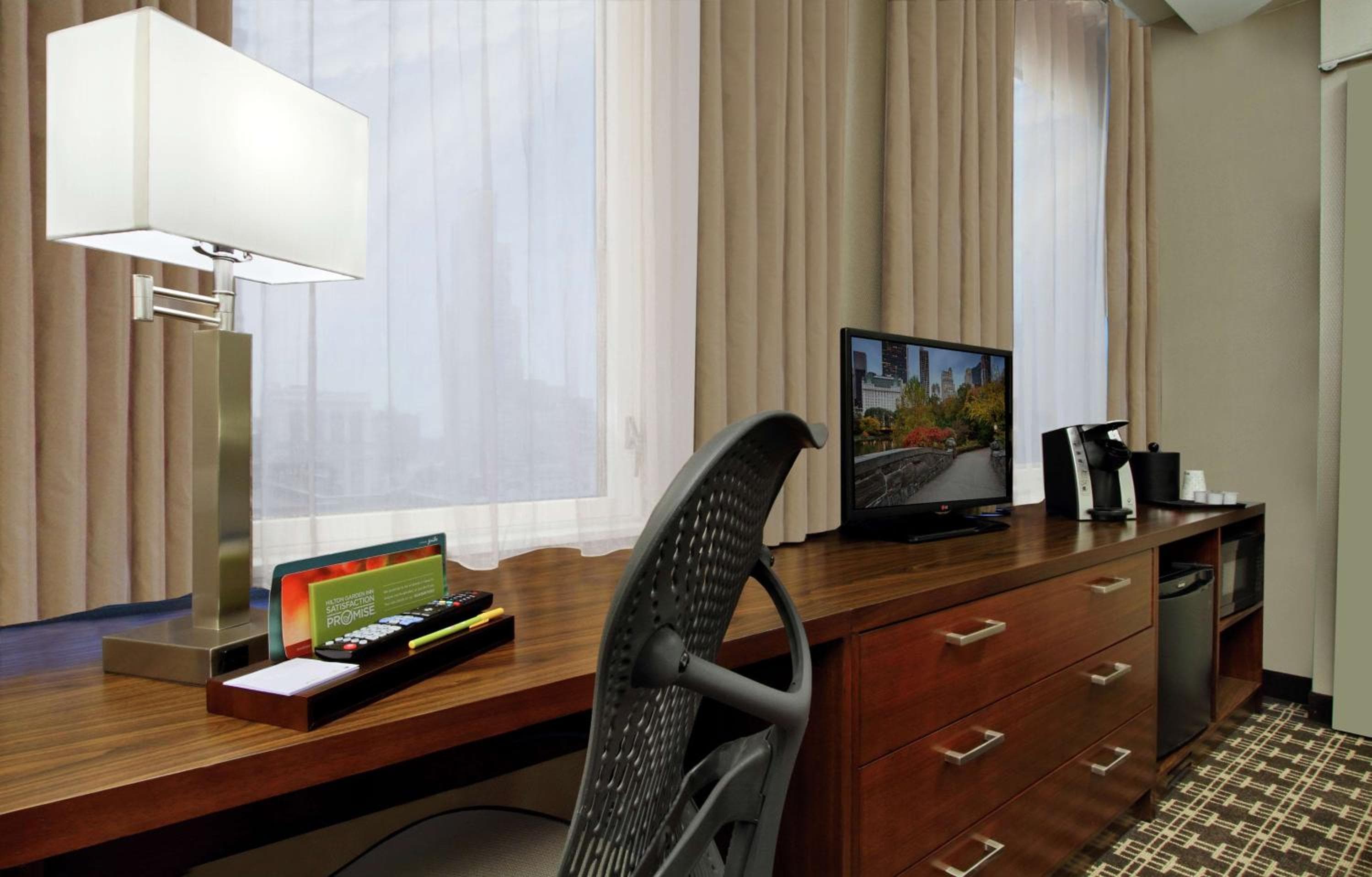 Hilton Garden Inn New York/Midtown Park Avenue — 16