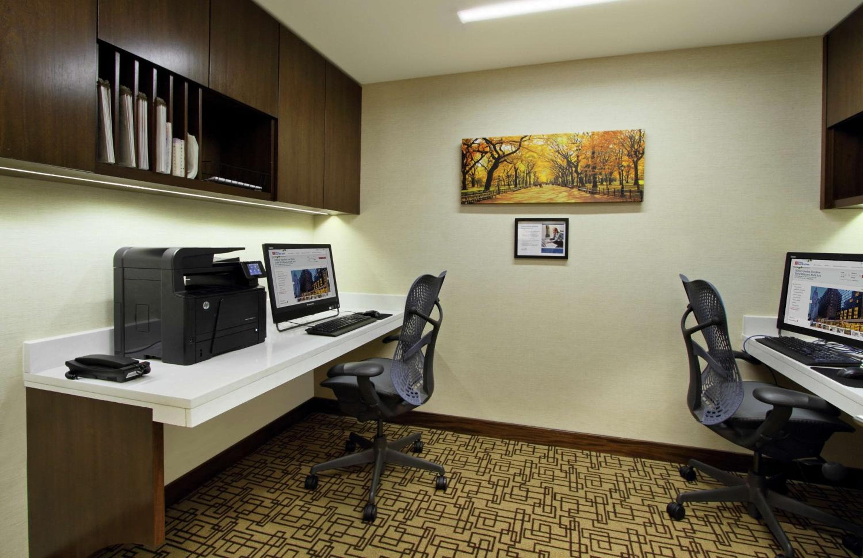 Hilton Garden Inn New York/Midtown Park Avenue — 27