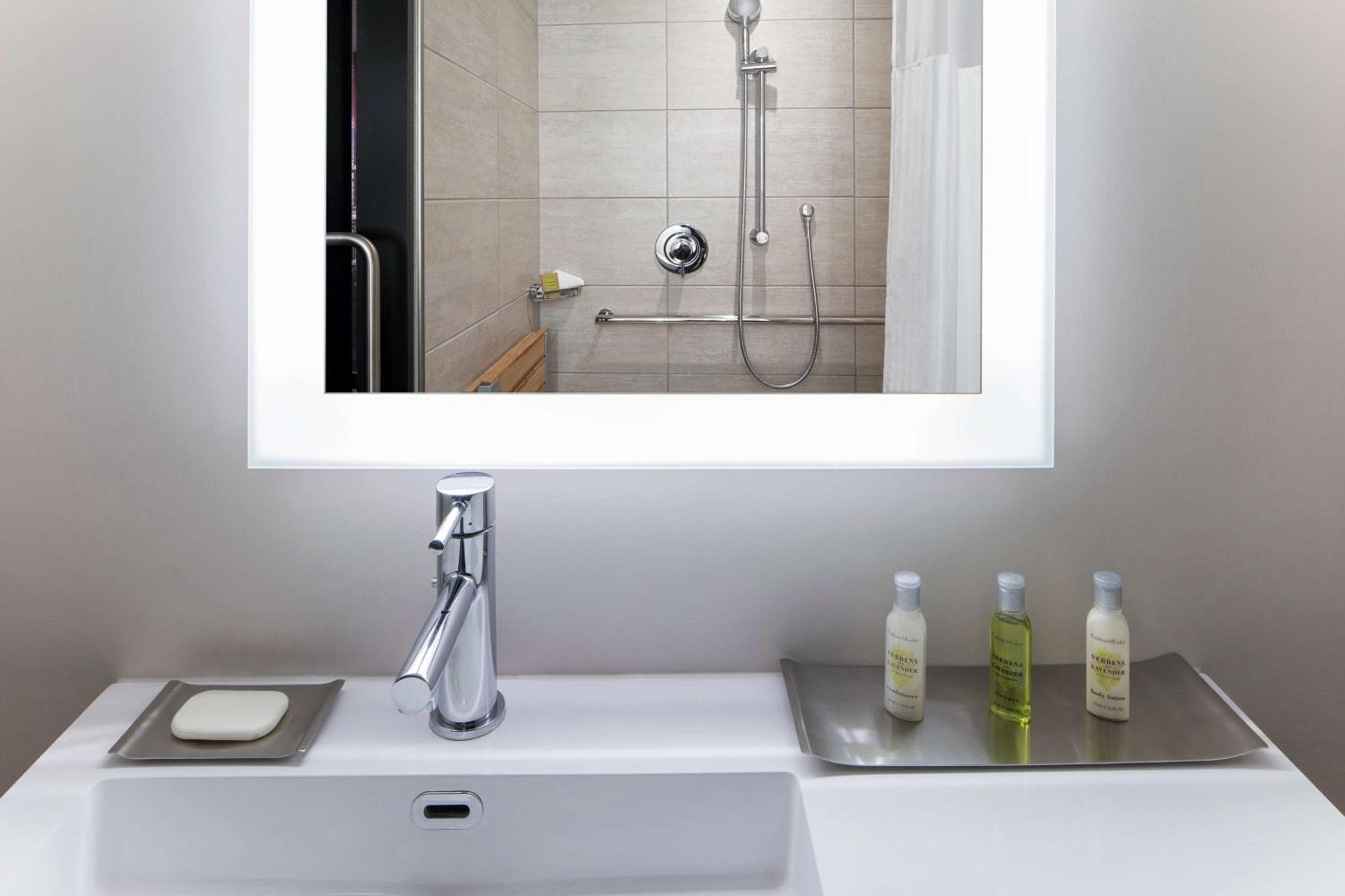 Doubletree By Hilton Nueva York Times Square Oeste — 16