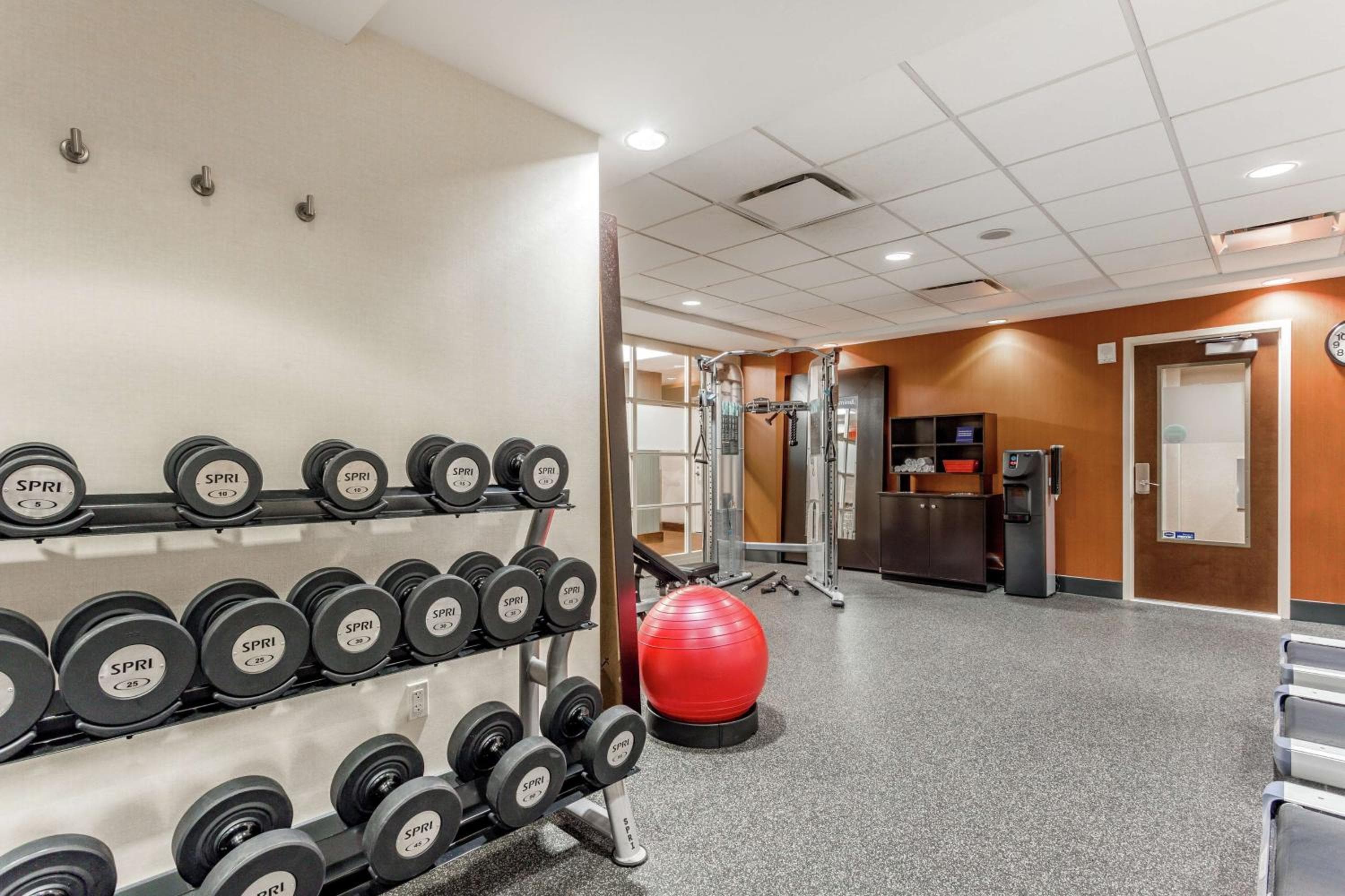 Hampton Inn Manhattan Grand Central — 2
