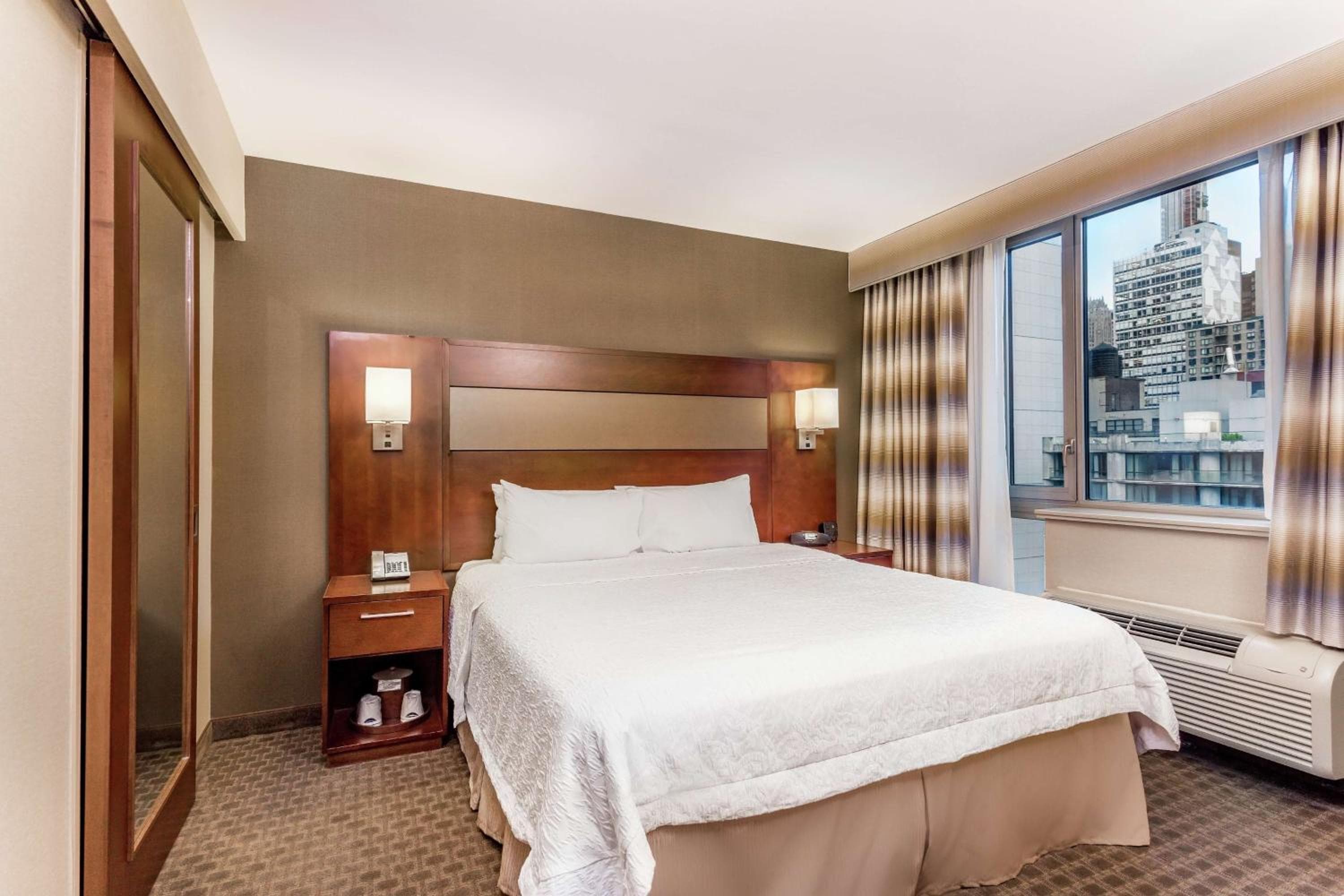 Hampton Inn Manhattan Grand Central — 13