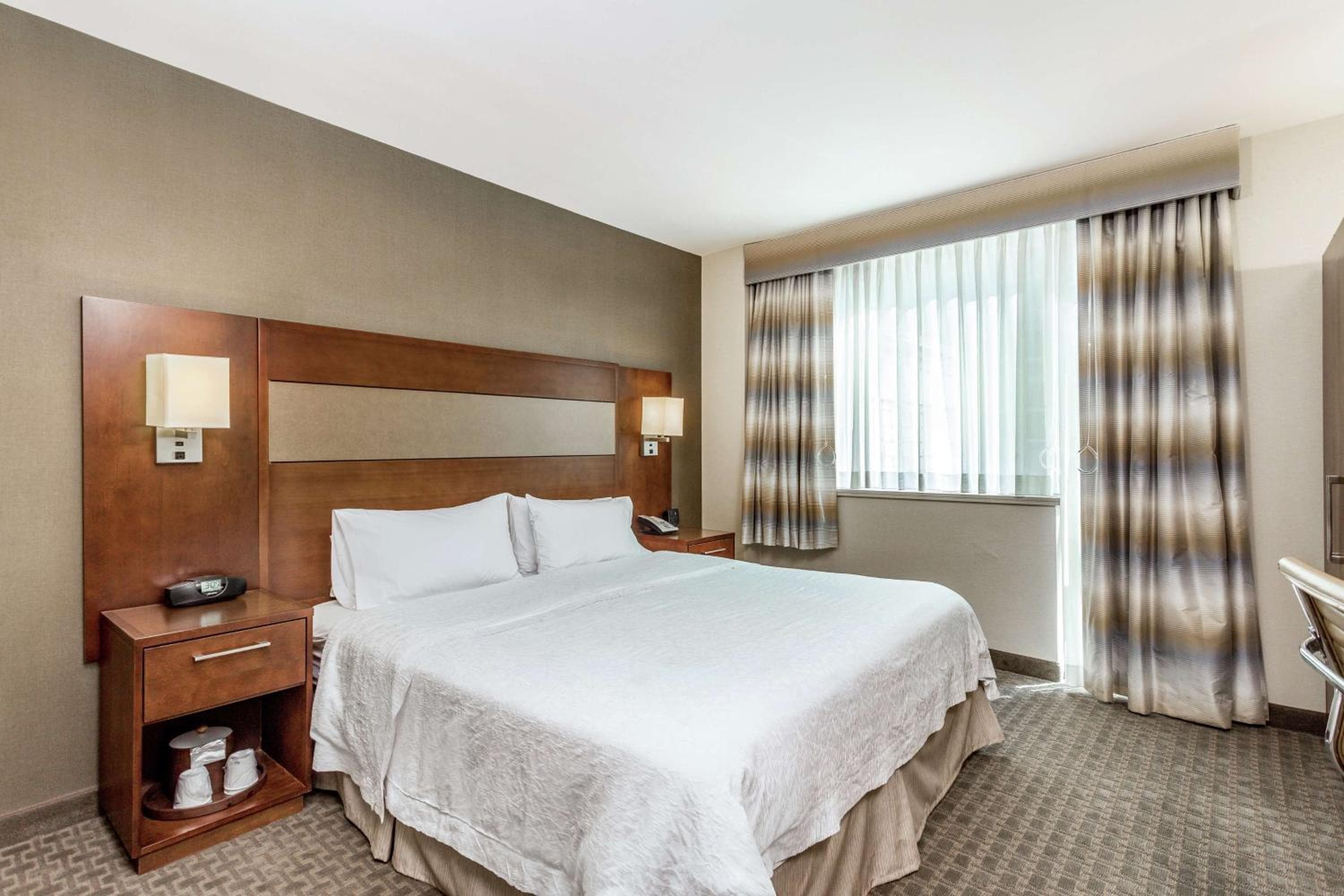 Hampton Inn Manhattan Grand Central — 5