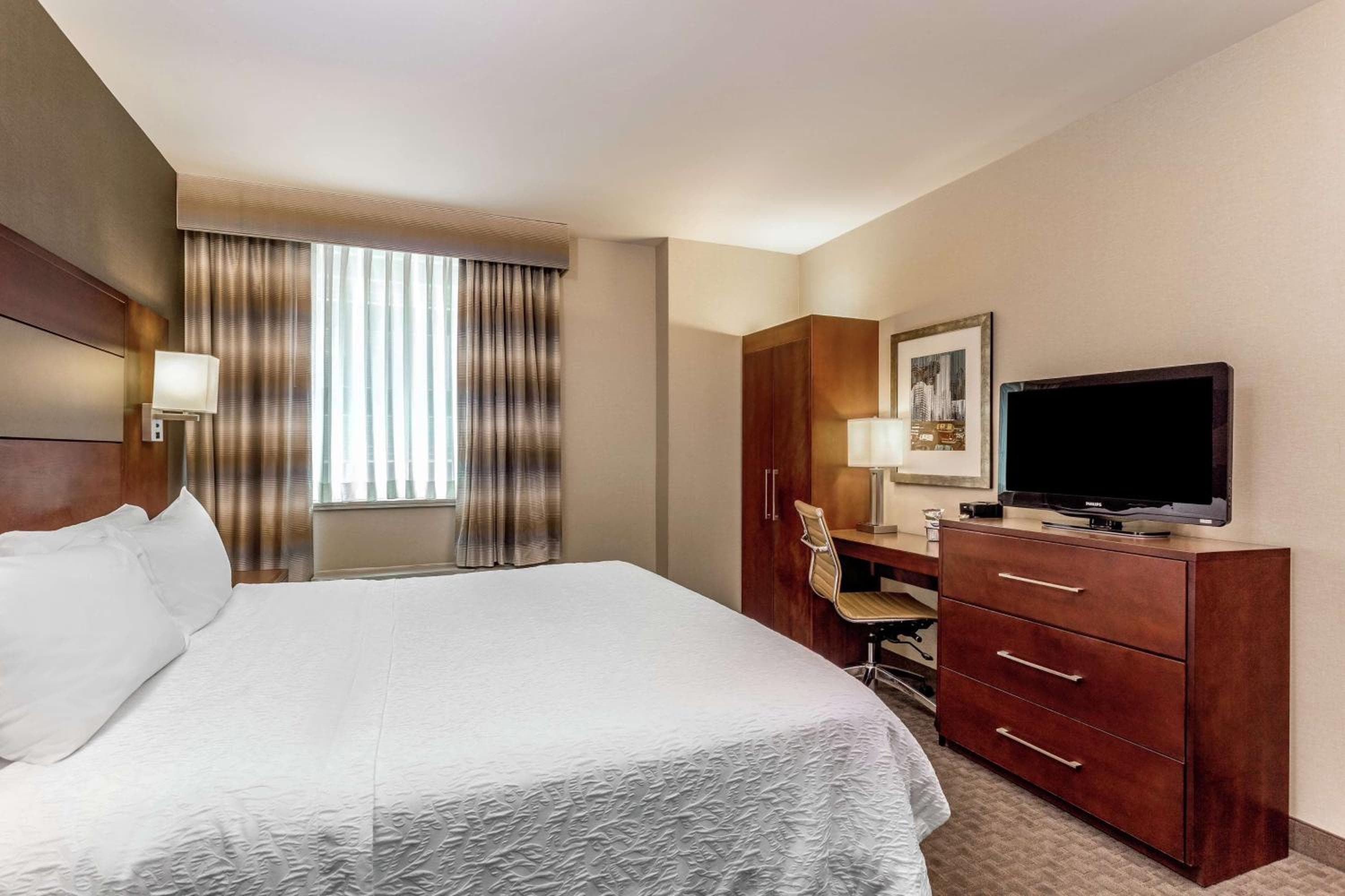 Hampton Inn Manhattan Grand Central — 9