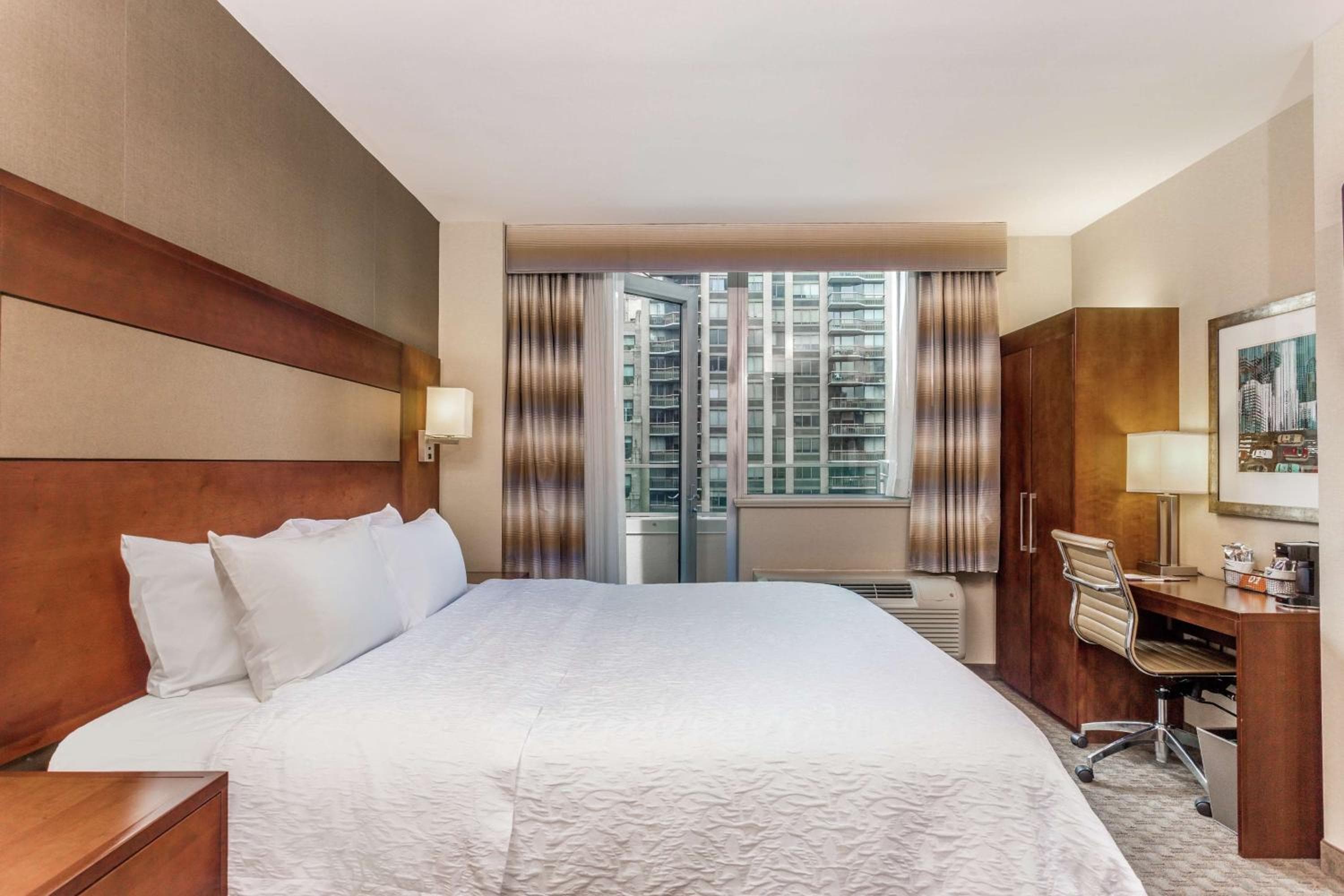 Hampton Inn Manhattan Grand Central — 17