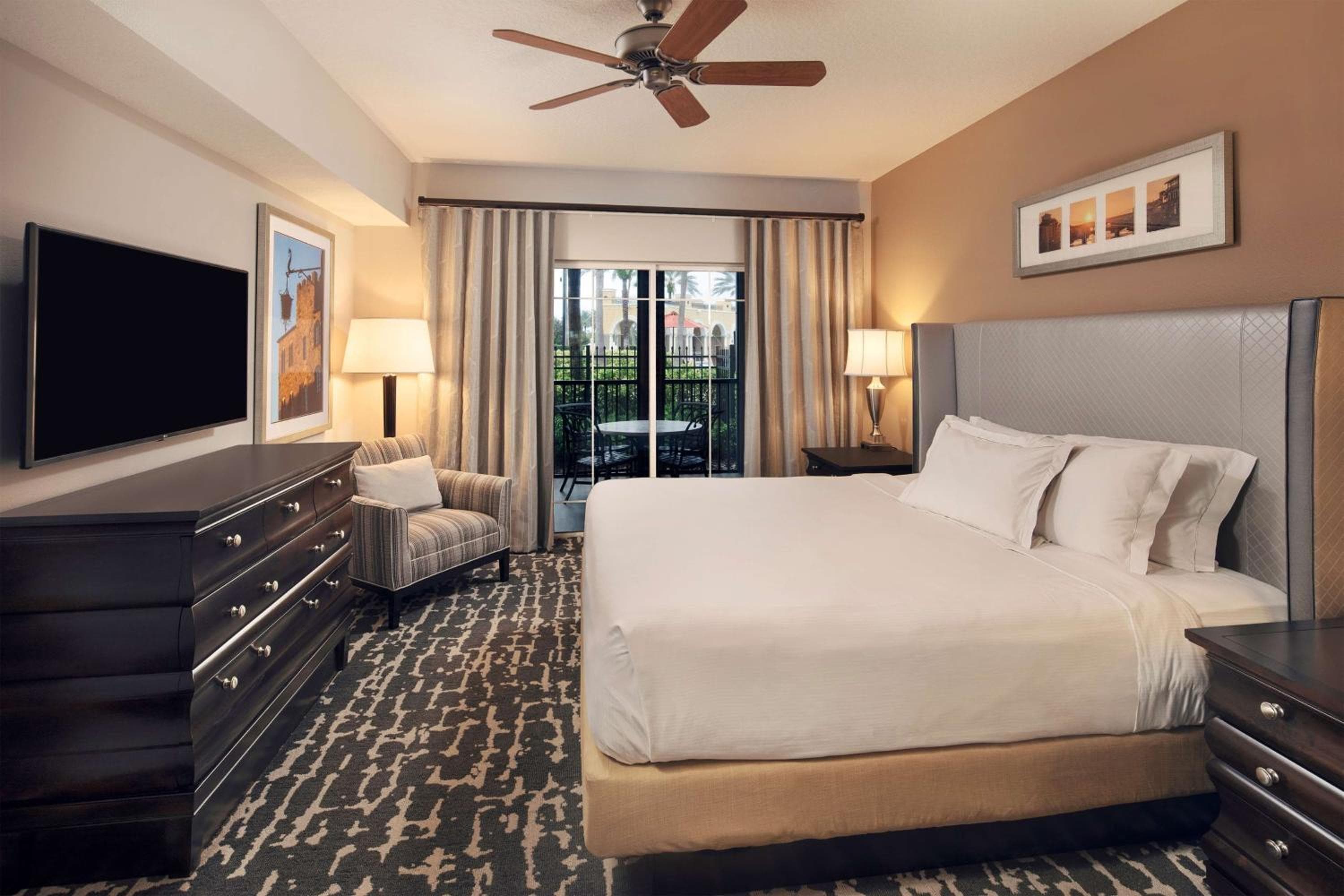 Hilton Grand Vacations Club Tuscany Village Orlando — 3