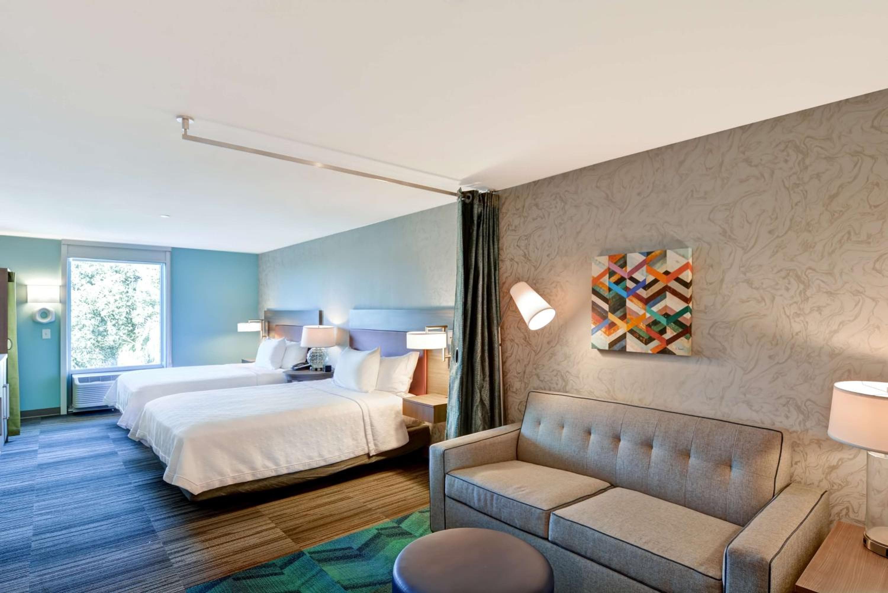 Home2 Suites By Hilton Tampa USF vicino a Busch Gardens — 11