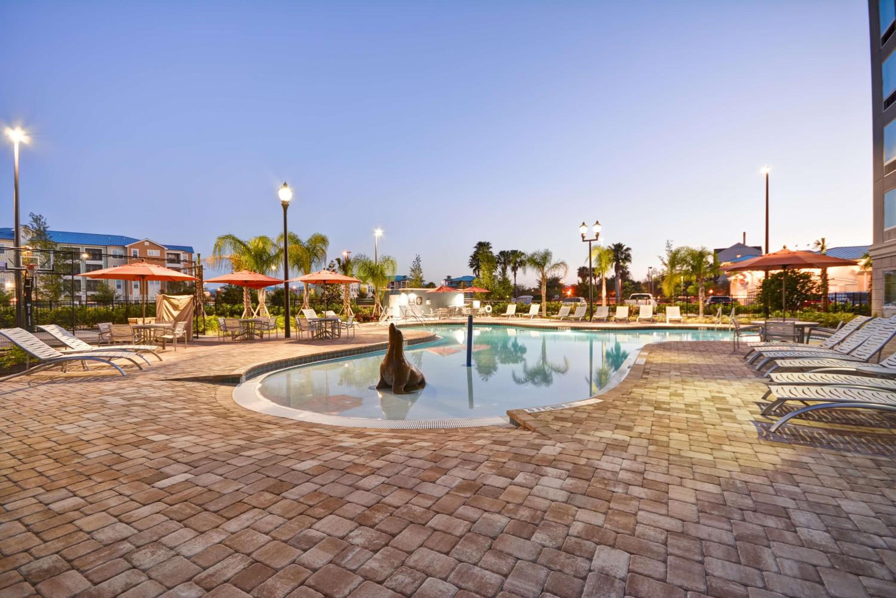 Parchi a tema Homewood Suites by Hilton Orlando — 7