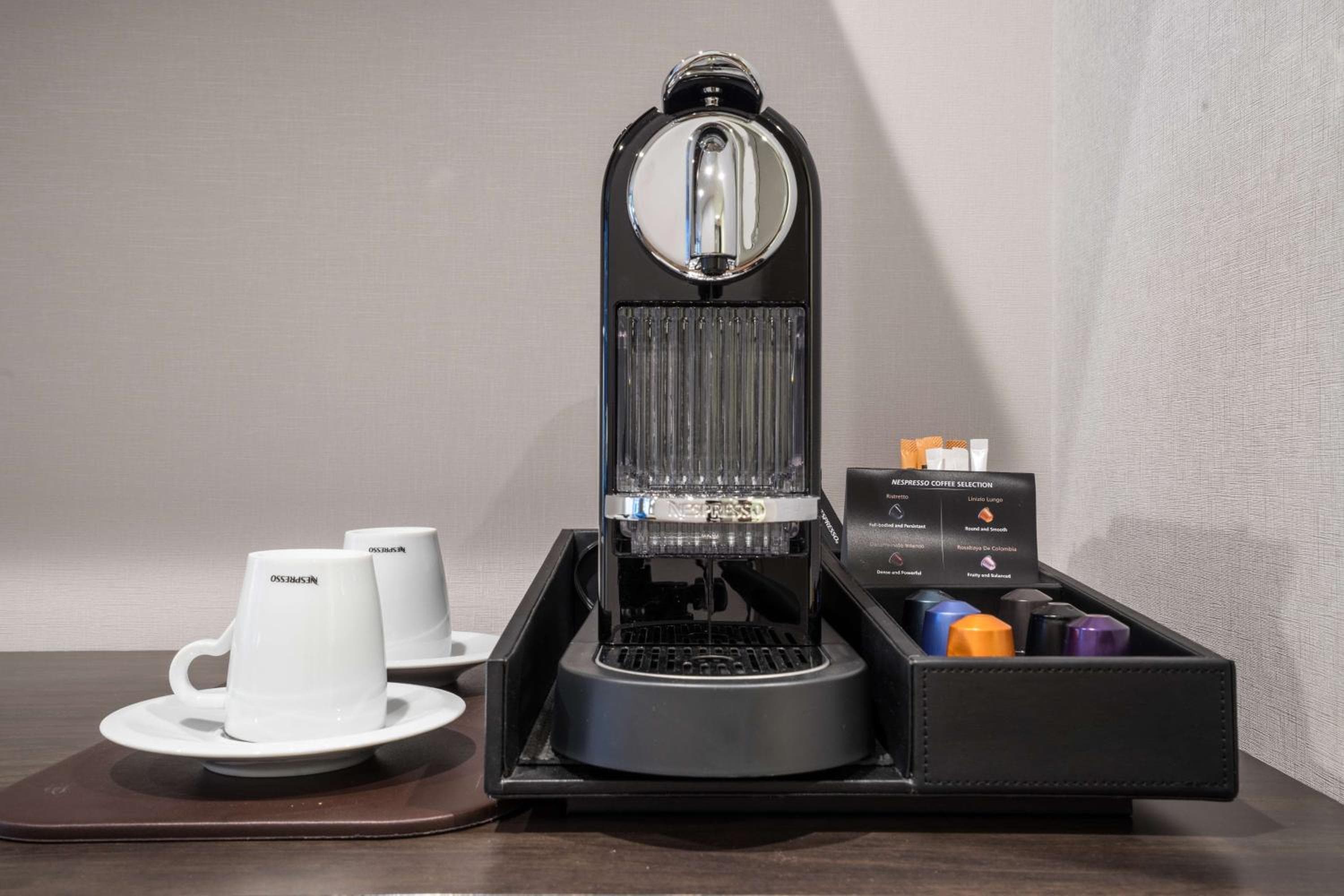 Il Bernic Hotel New York City, Collezione di arazzi di Hilton — 12