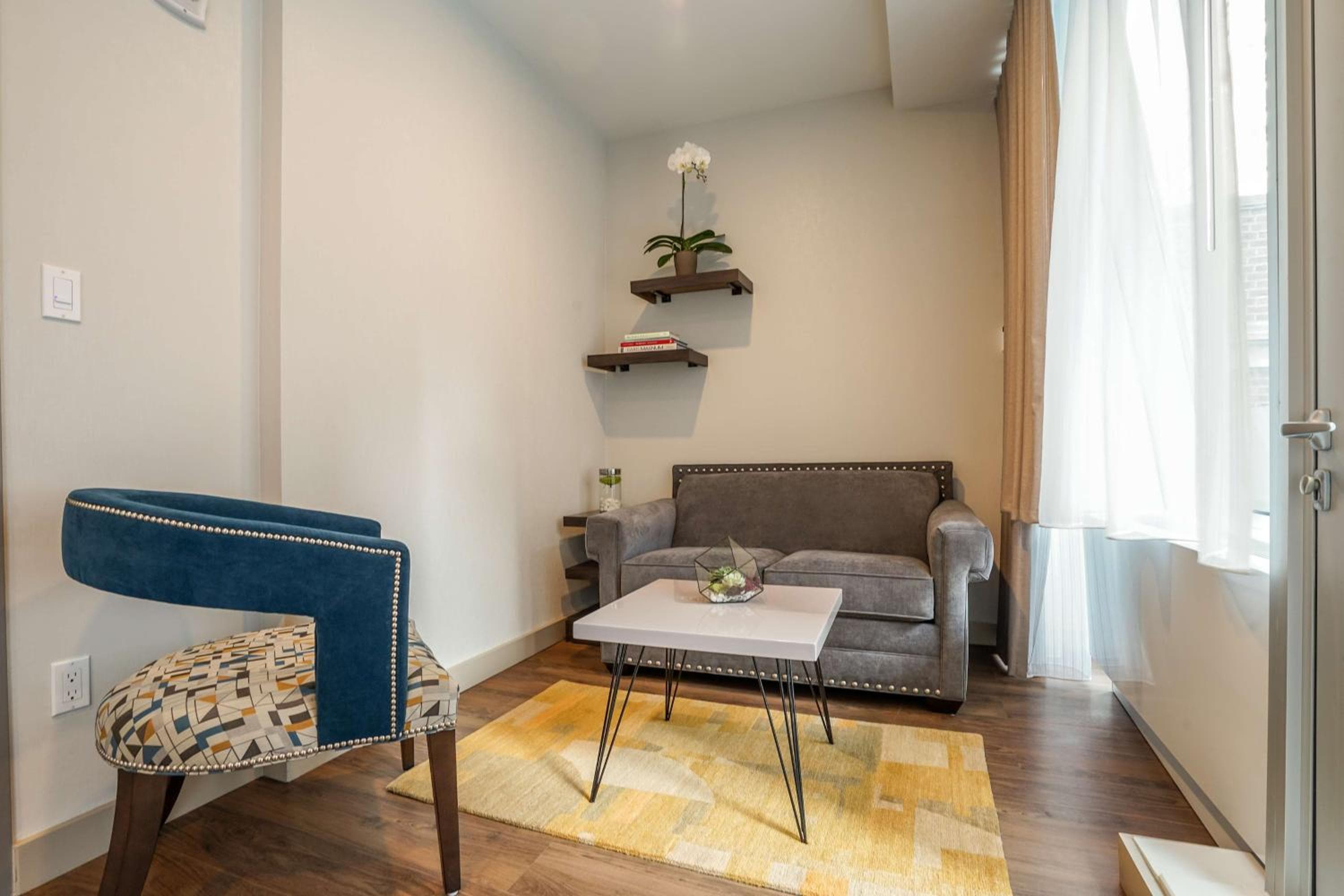 Il Bernic Hotel New York City, Collezione di arazzi di Hilton — 14