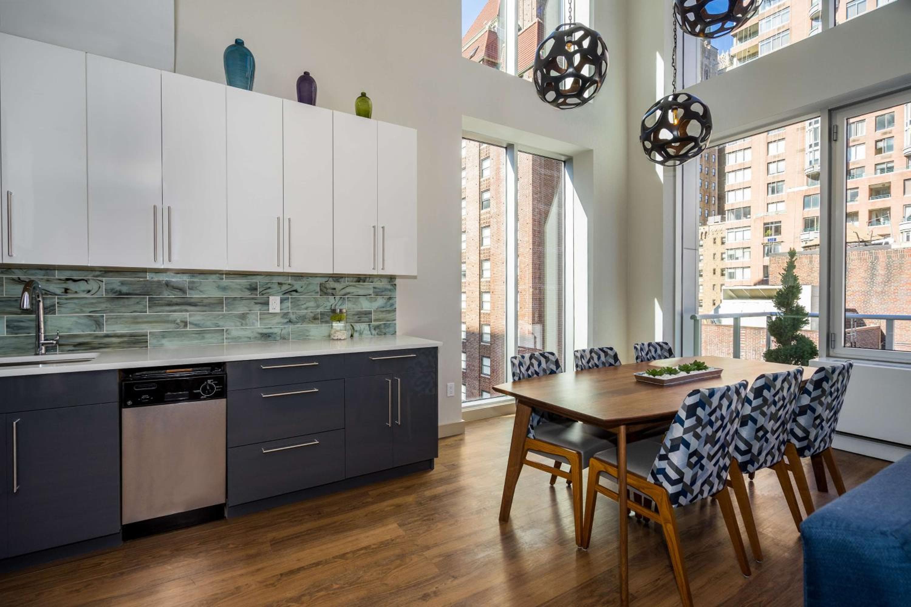 Il Bernic Hotel New York City, Collezione di arazzi di Hilton — 17