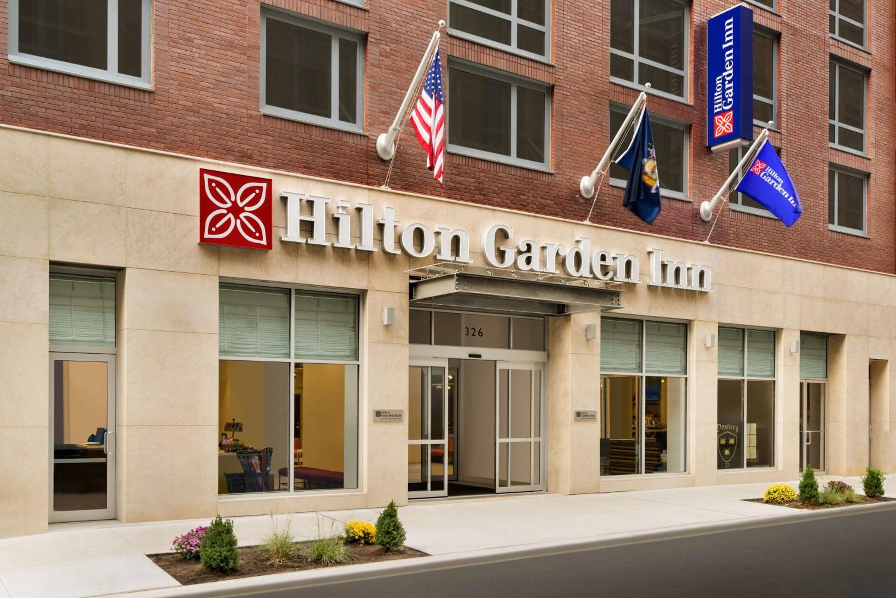 Hilton Garden Inn New York Times Square South — 10