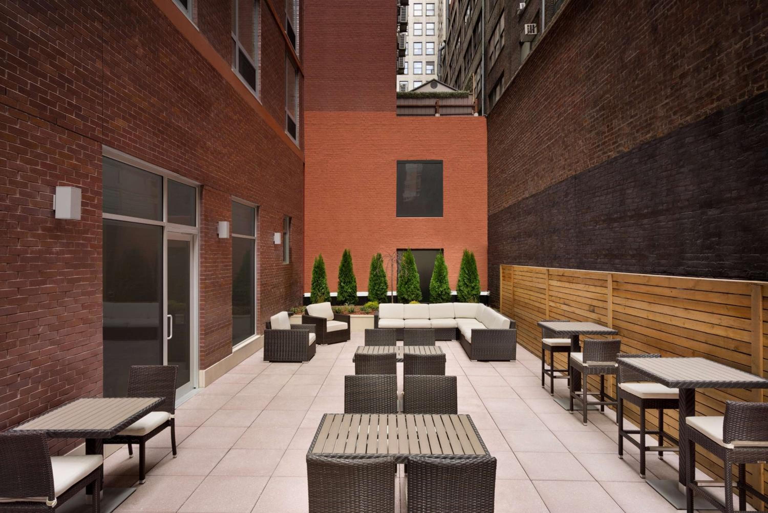 Hilton Garden Inn New York Times Square South — 11