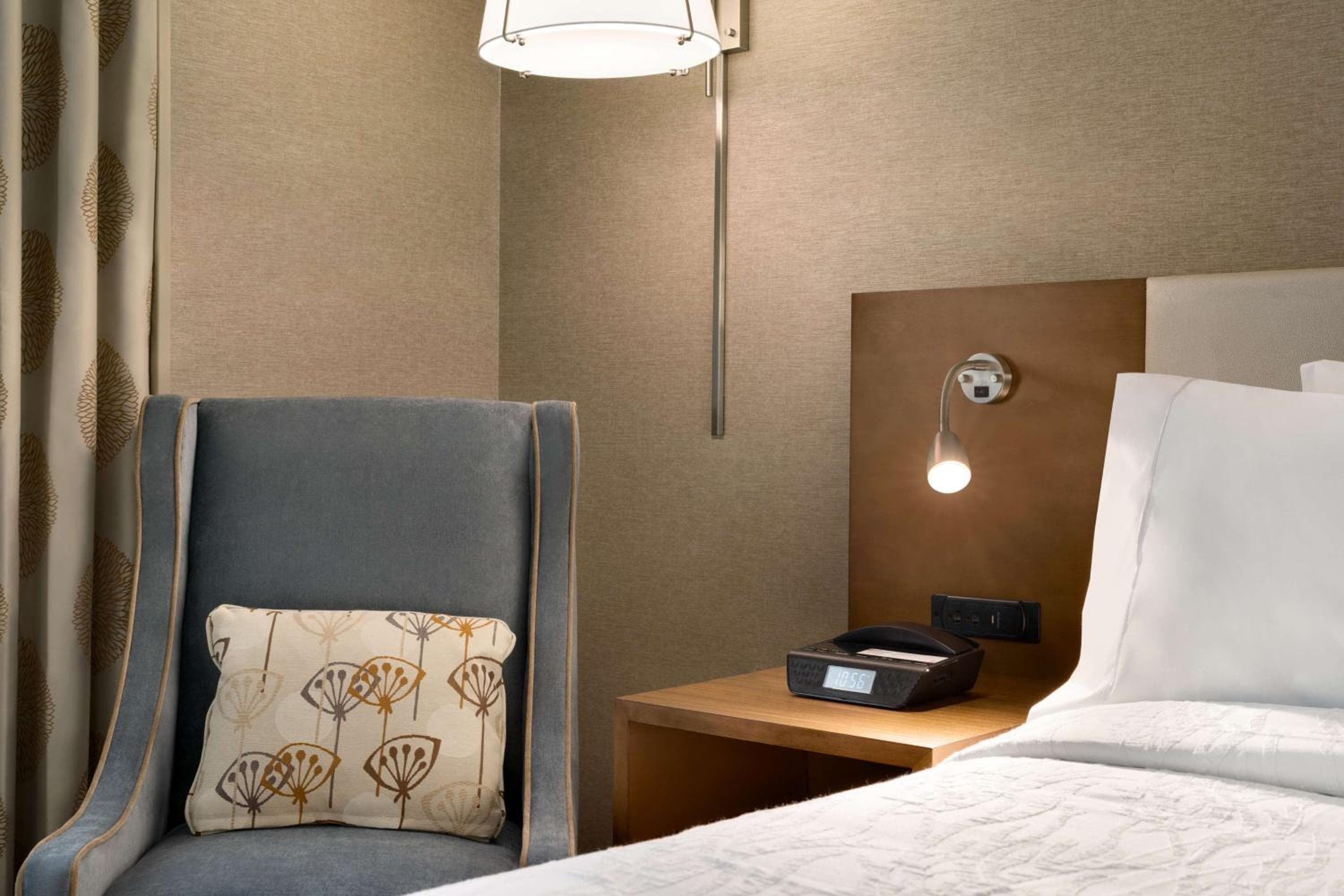 Hilton Garden Inn New York Times Square South — 16