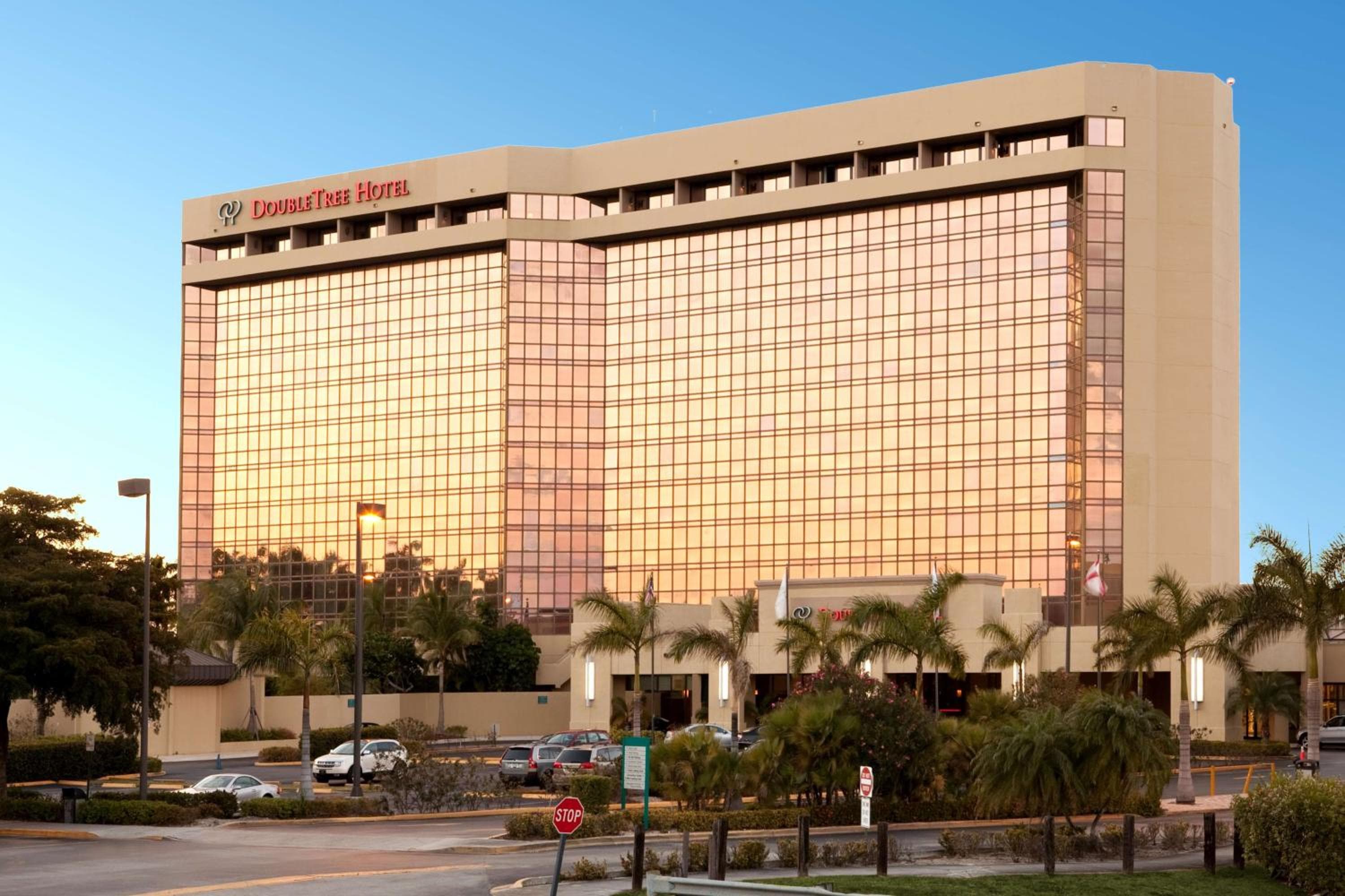 DoubleTree by Hilton Hotel Miami Aeropuerto y Centro de Convenciones — 2