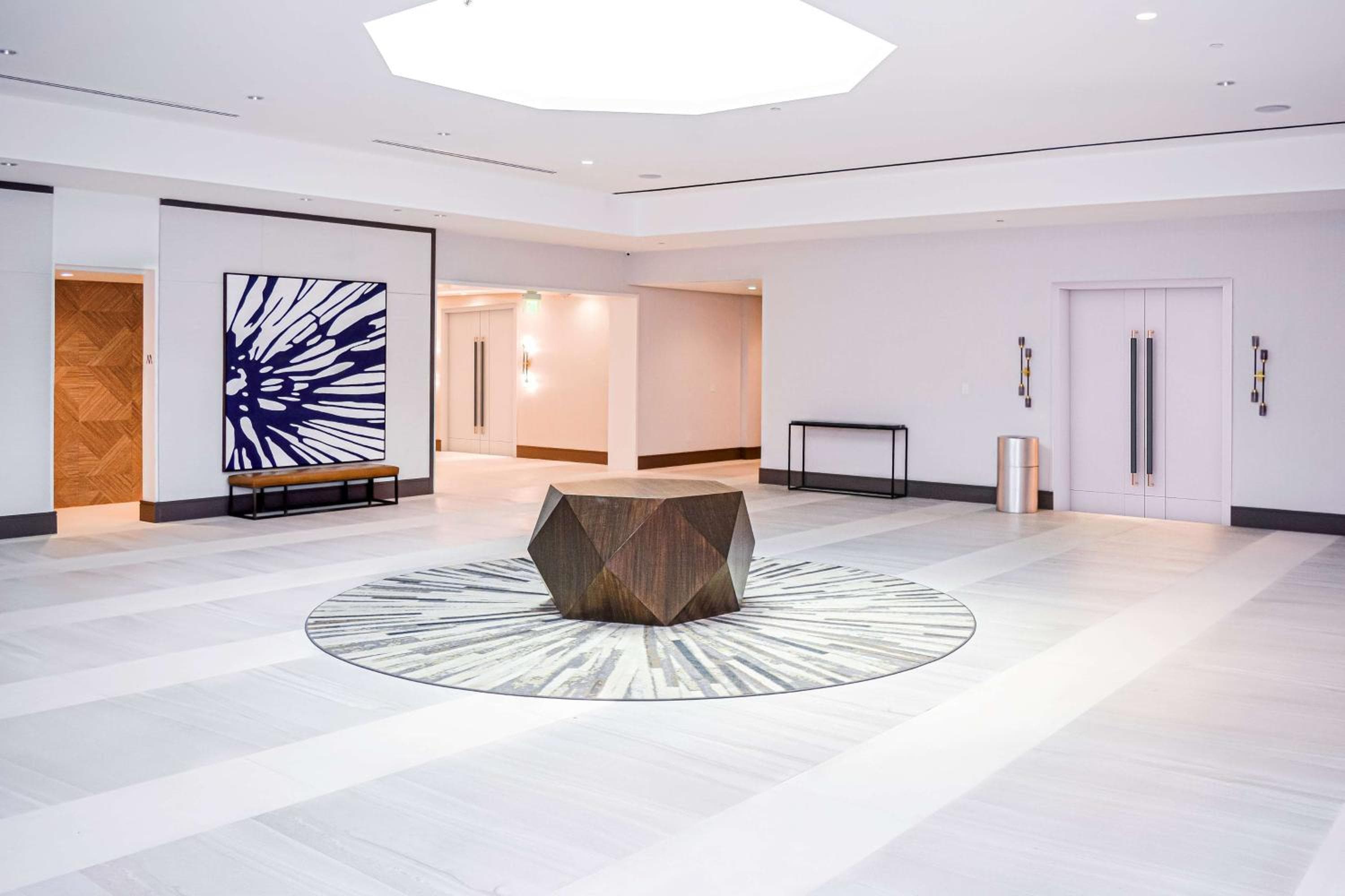 DoubleTree by Hilton Hotel Miami Airport & Convention Center — 2