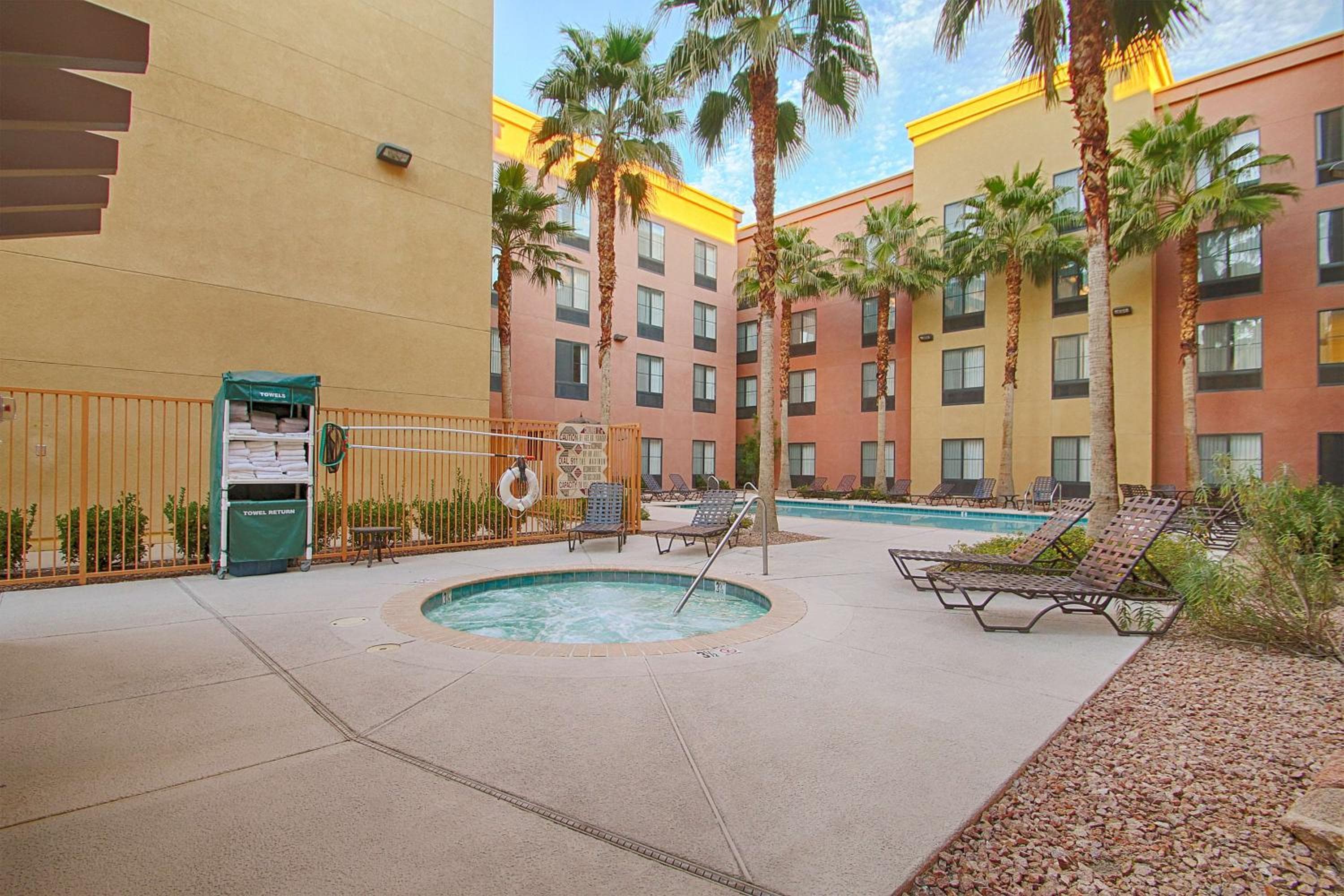 Homewood Suites by Hilton Las Vegas Aeropuerto — 18