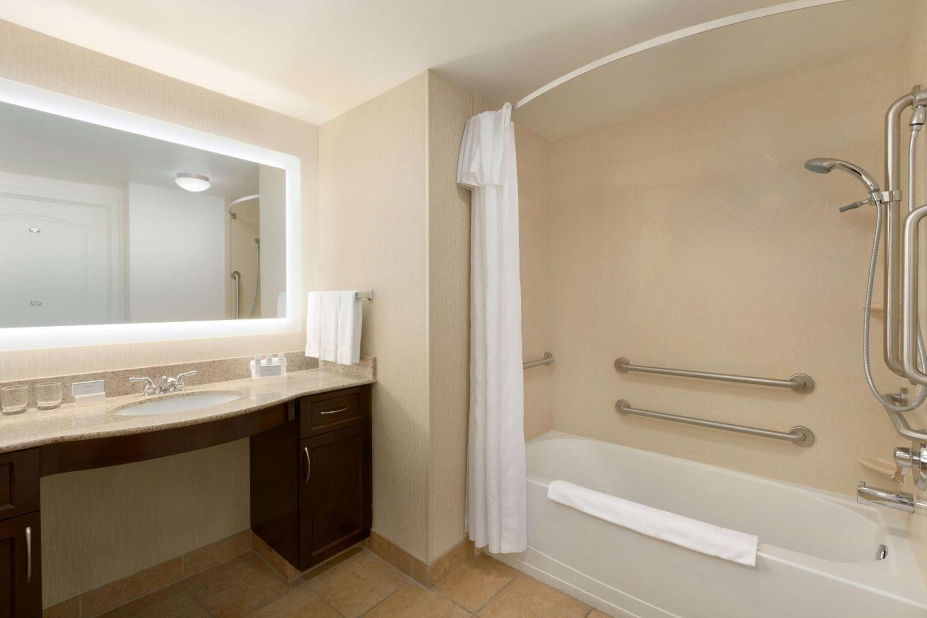 Homewood Suites by Hilton Las Vegas Airport — 11