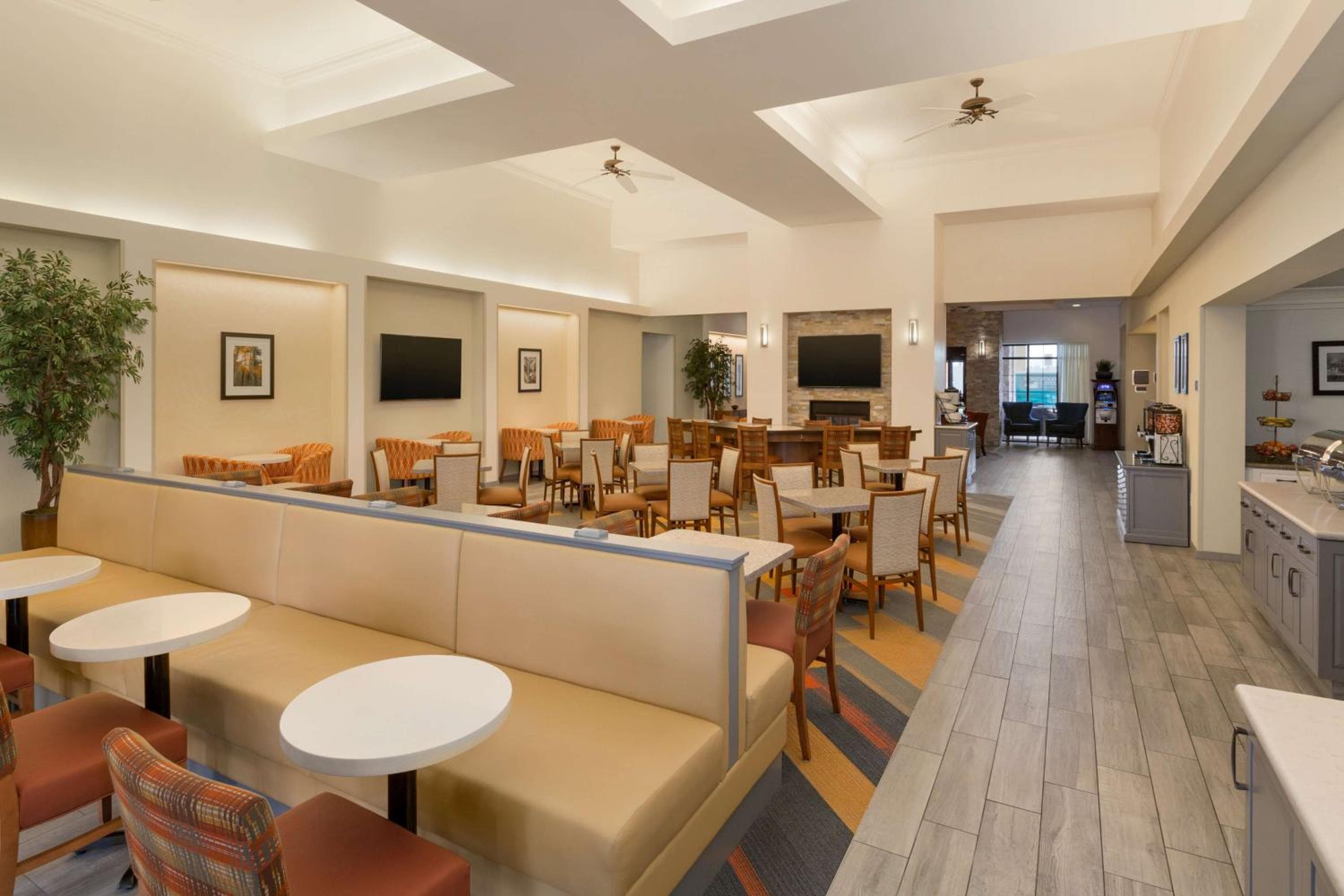 Homewood Suites by Hilton Las Vegas Aeropuerto — 13