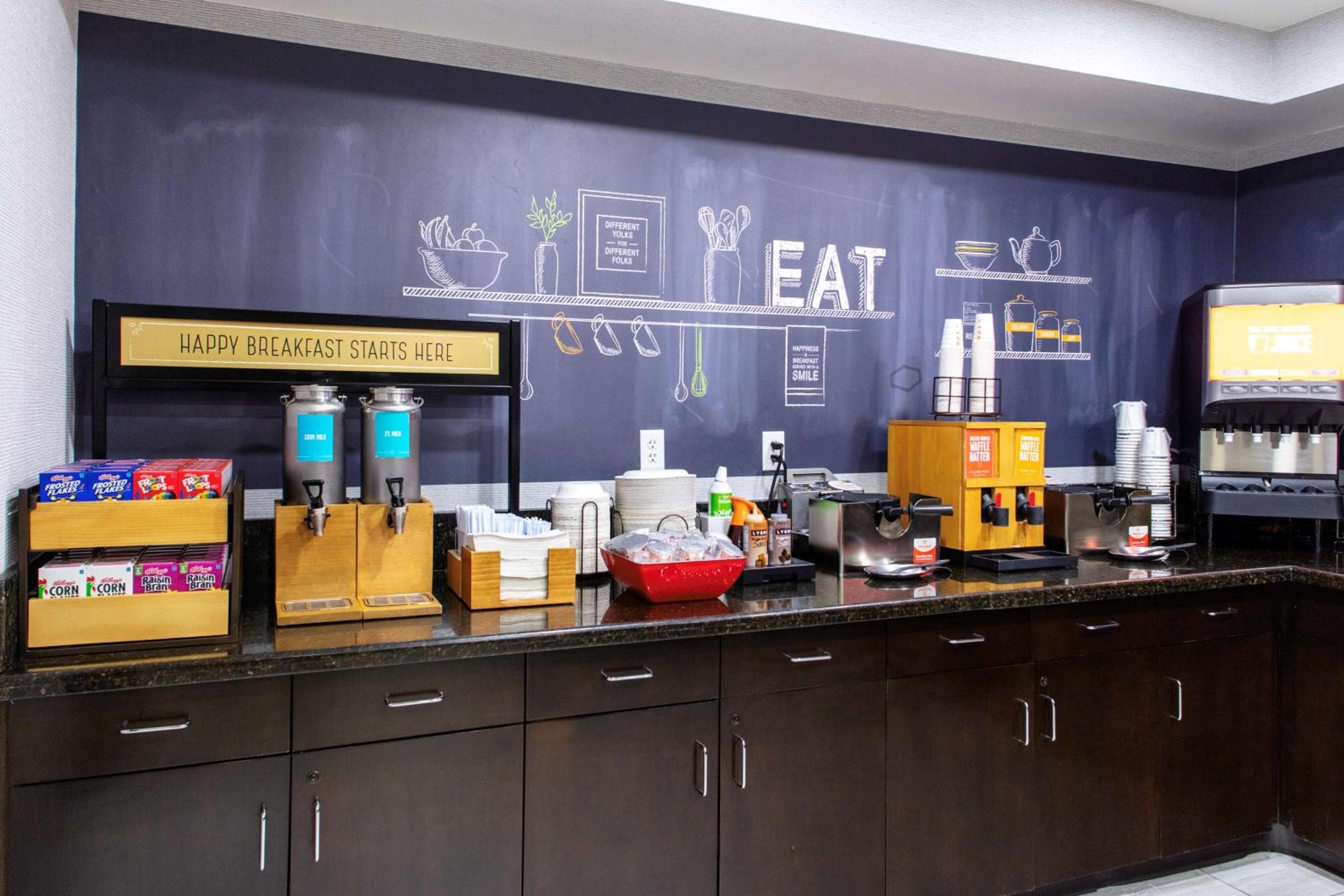Hampton Inn Las Vegas/Summerlin — 16