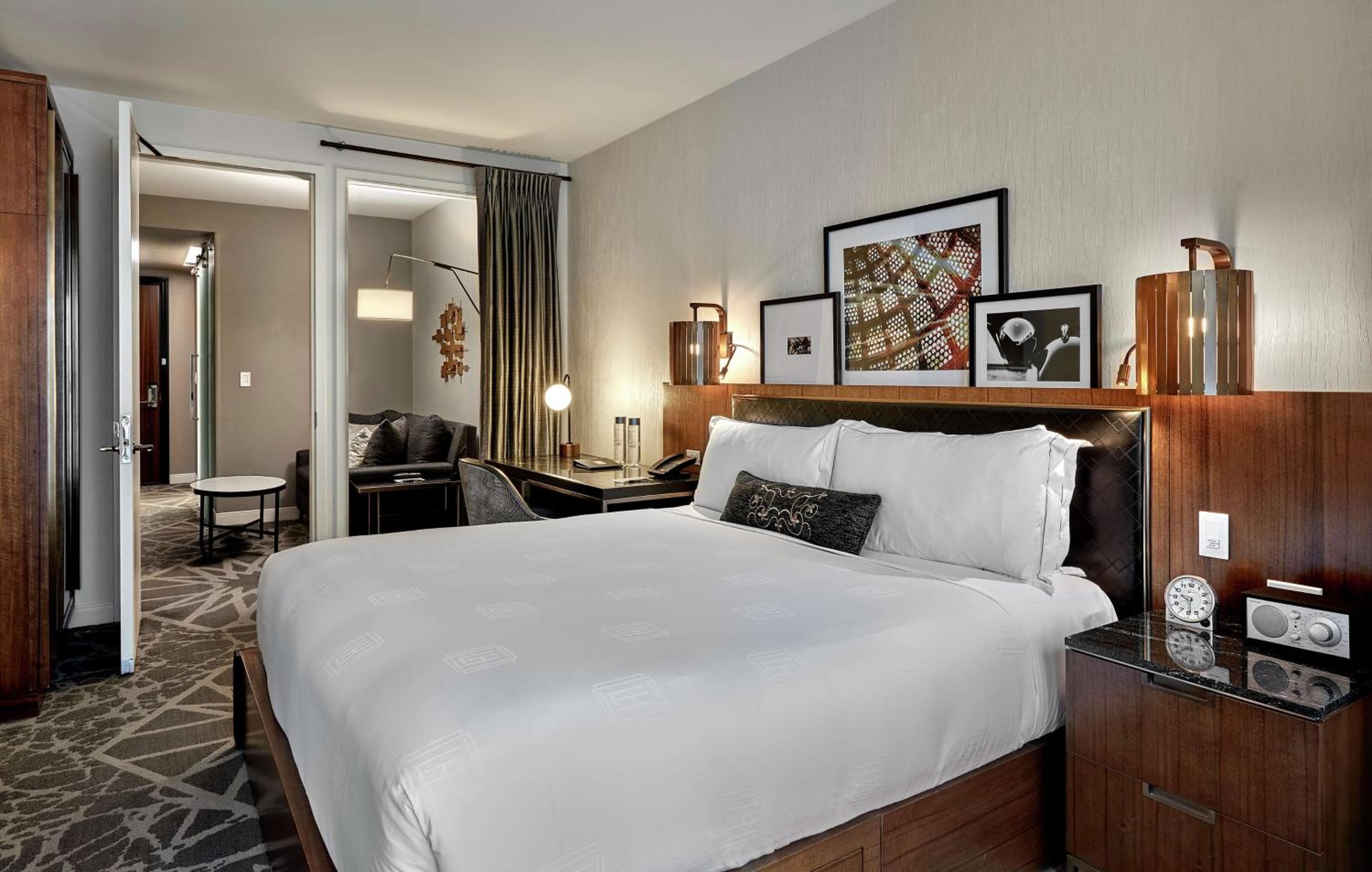 LondonHouse Chicago, Curio Collection by Hilton hotel, 85 East Wacker Drive   , Chicago, United States — photo 46