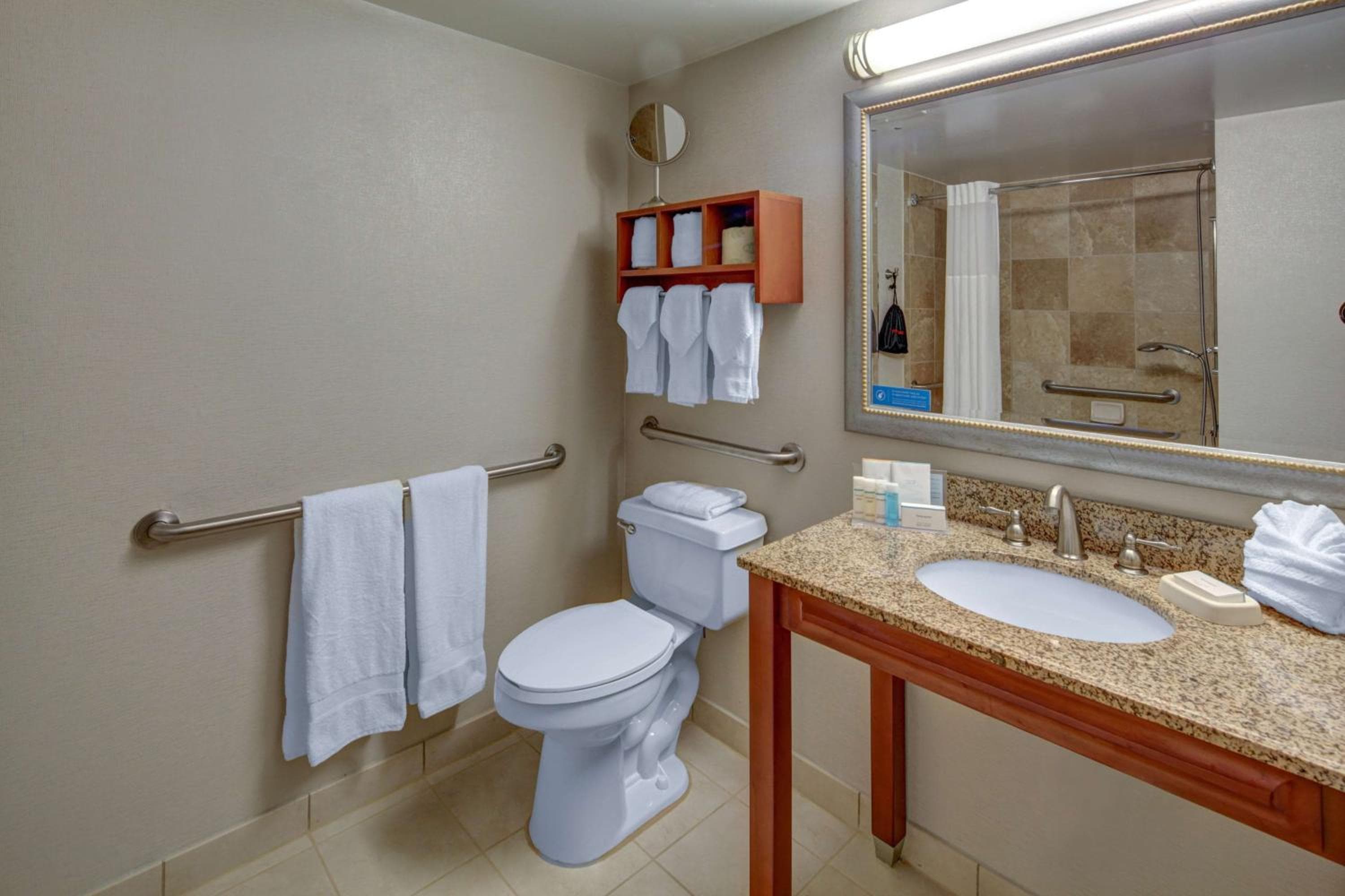 Hampton Inn Miami-Coconut Grove/Coral Gables — 13