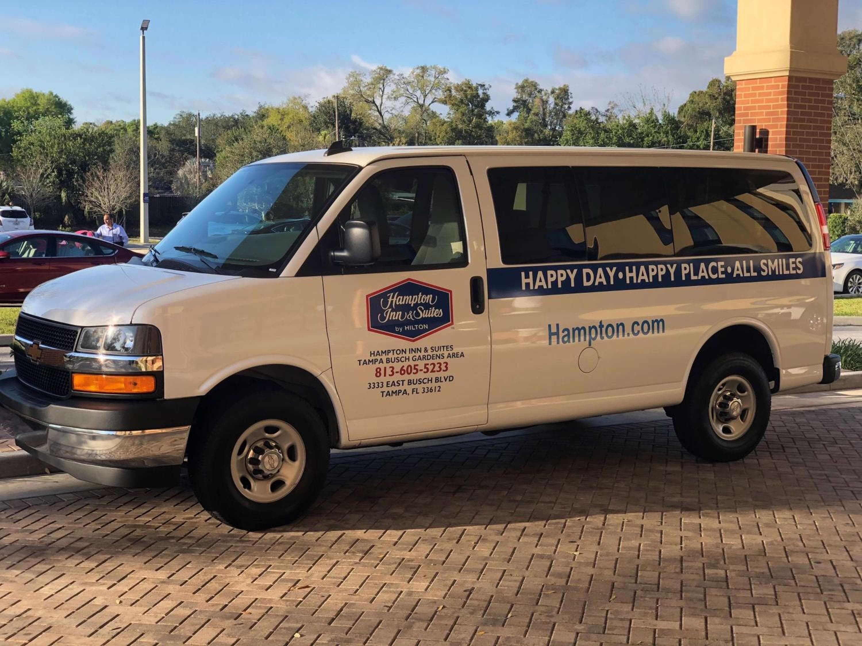 Hampton Inn & Suites by Hilton Tampa Busch Gardens Area — 2