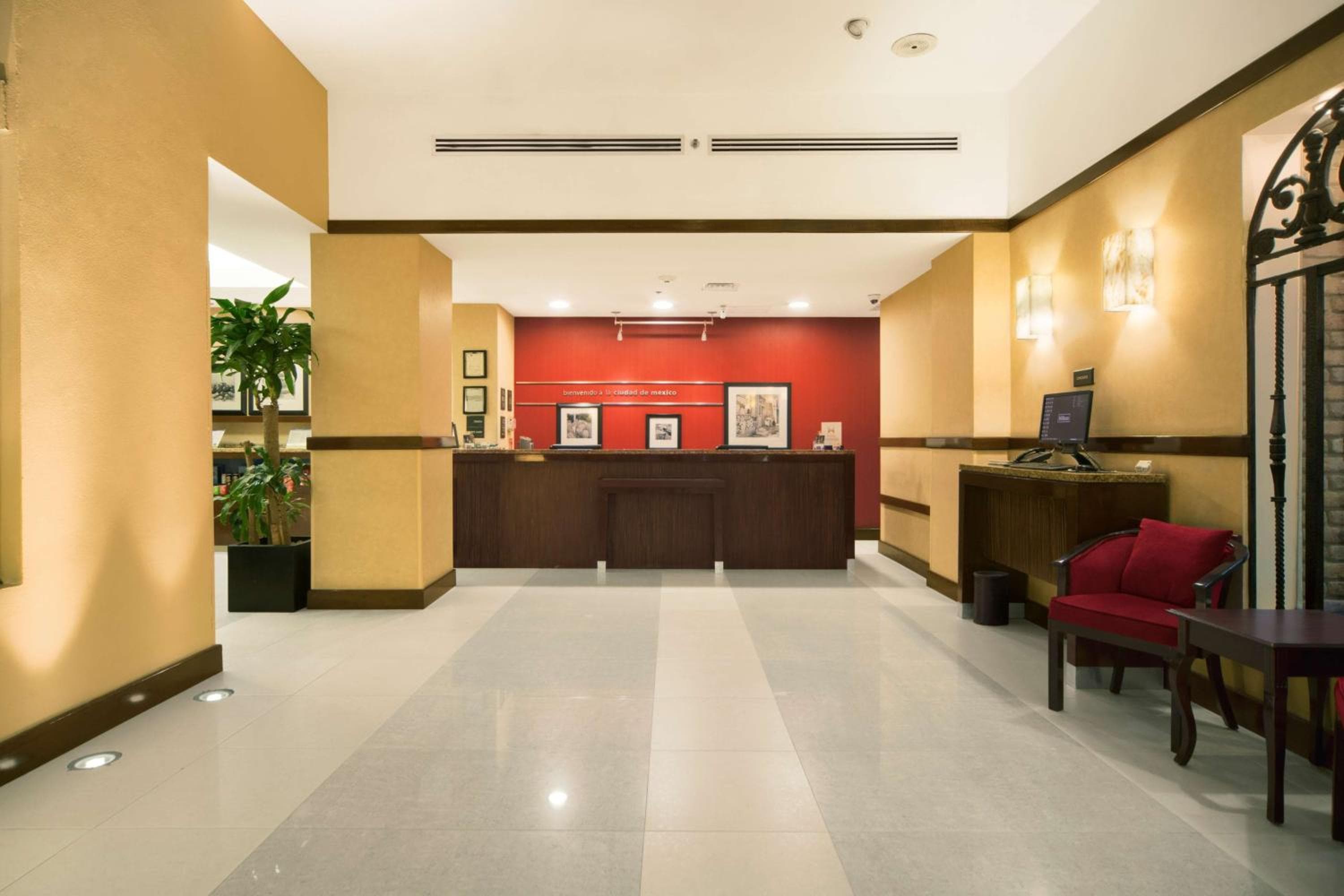 Hampton Inn & Suites Città del Messico - Centro Storico — 13