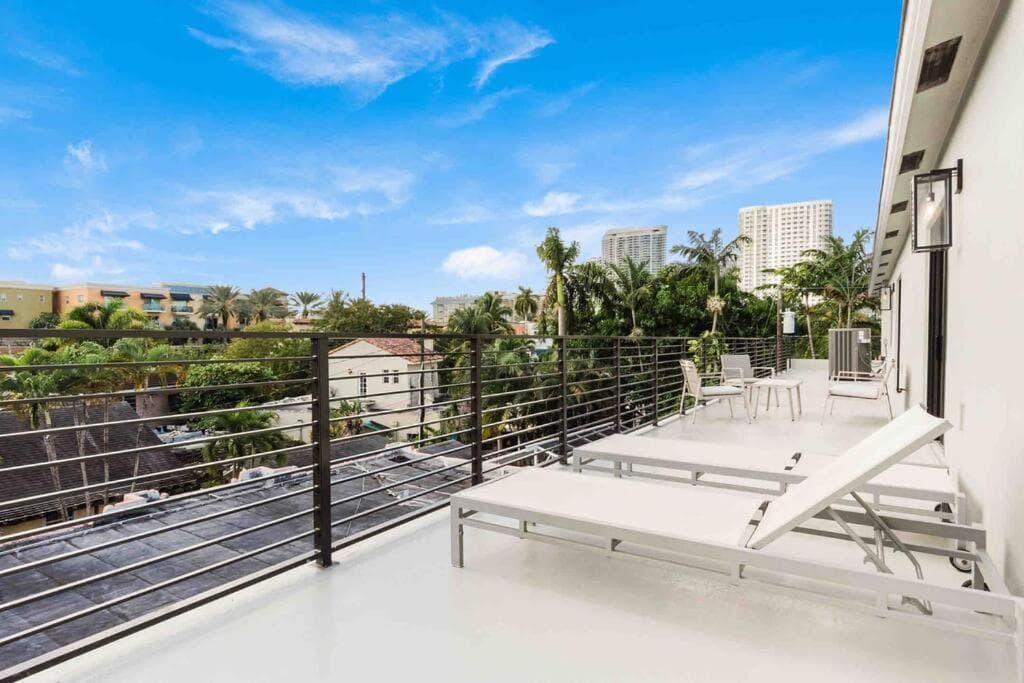 Luxury Paradise walk to Las Olas -5 mins to Beach — 30