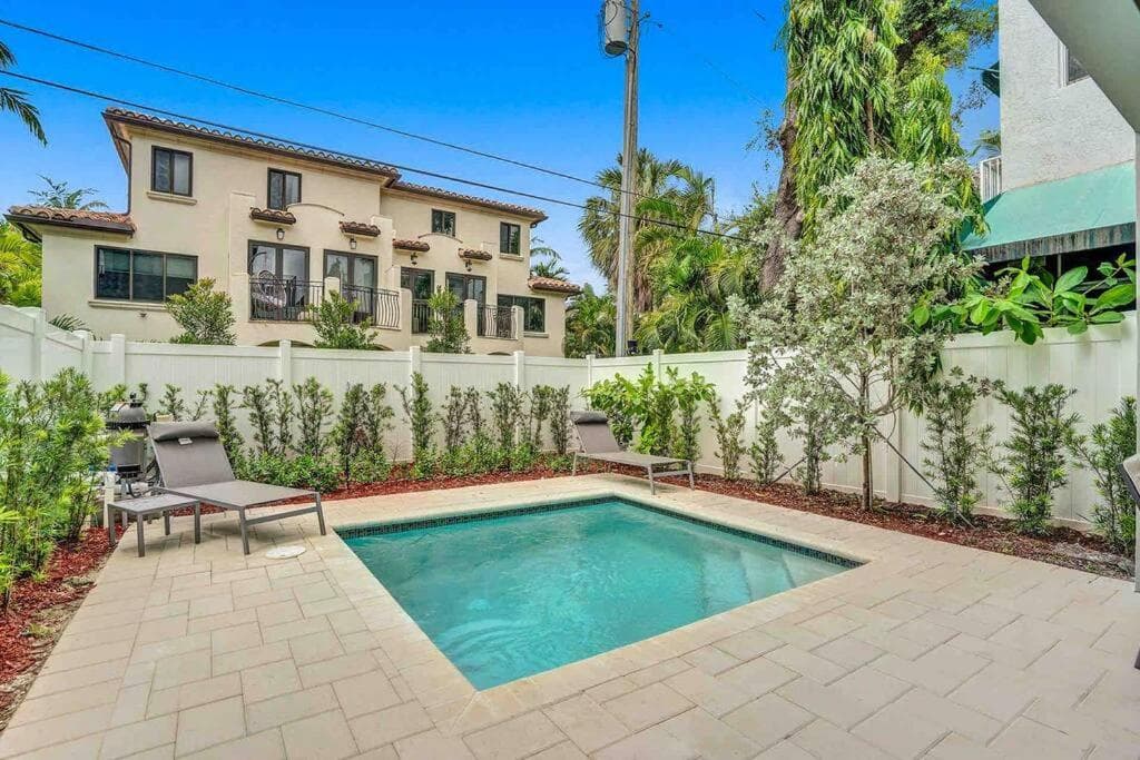 Luxury Paradise walk to Las Olas -5 mins to Beach — 24
