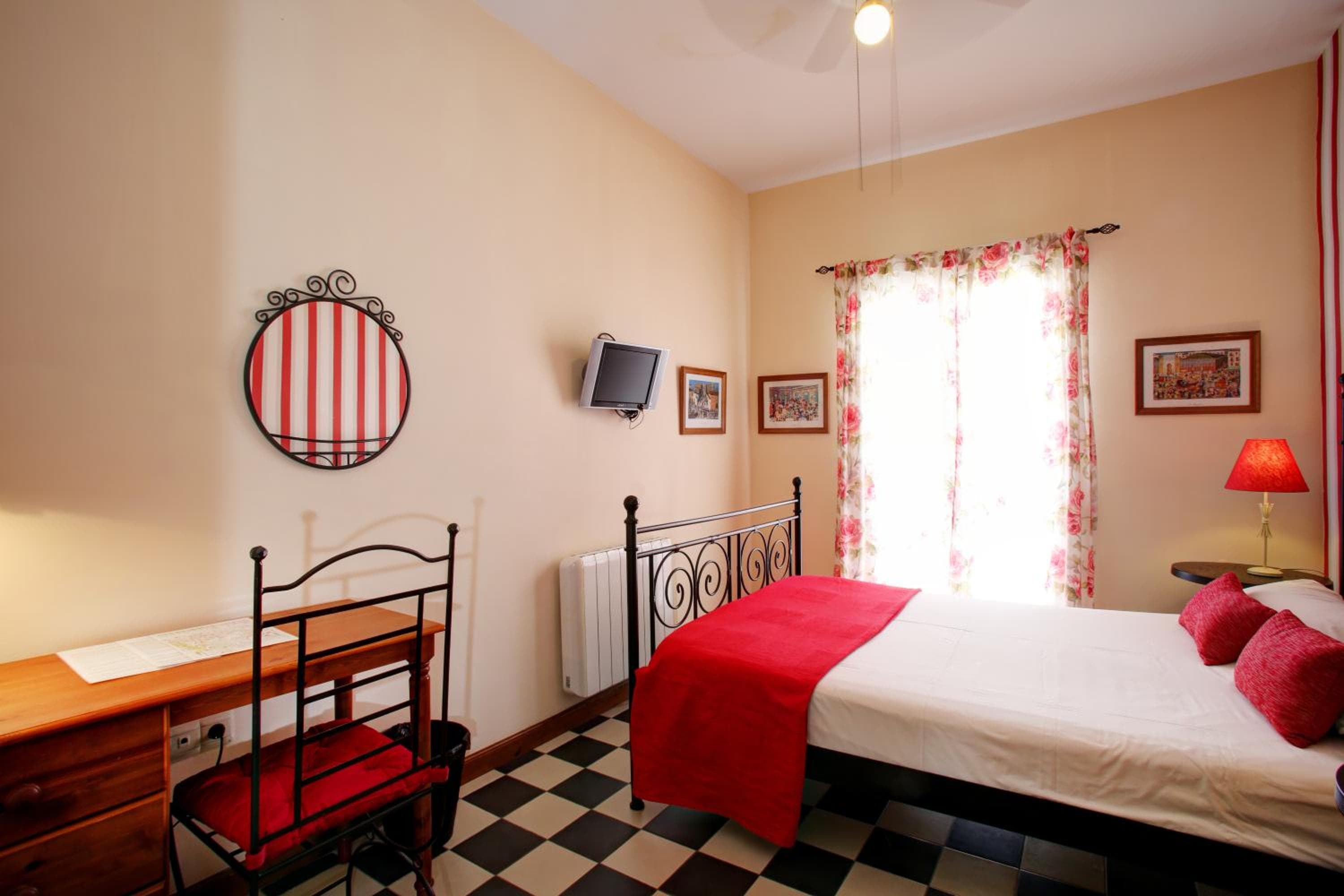 Málaga Lodge Gästehaus — 15