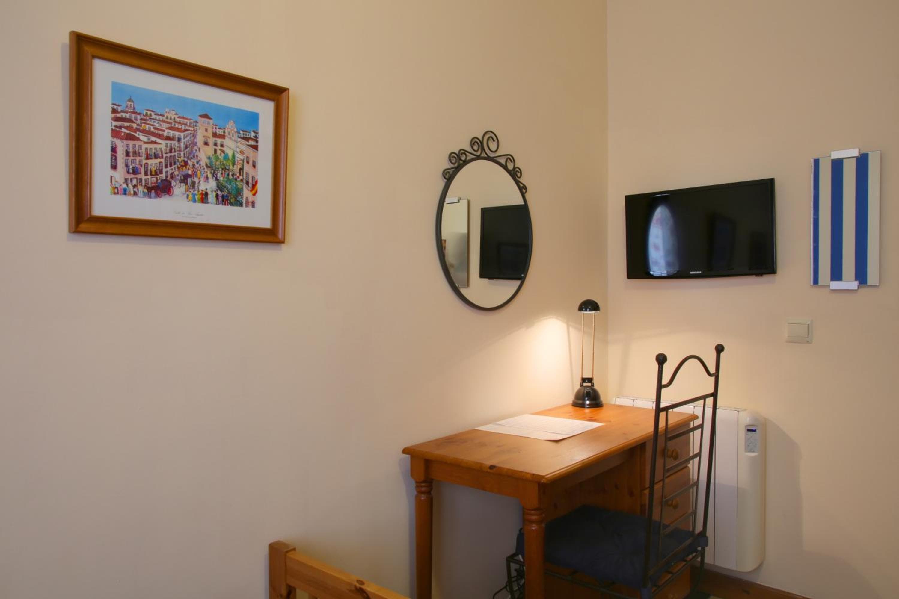 Málaga Lodge Gästehaus — 14