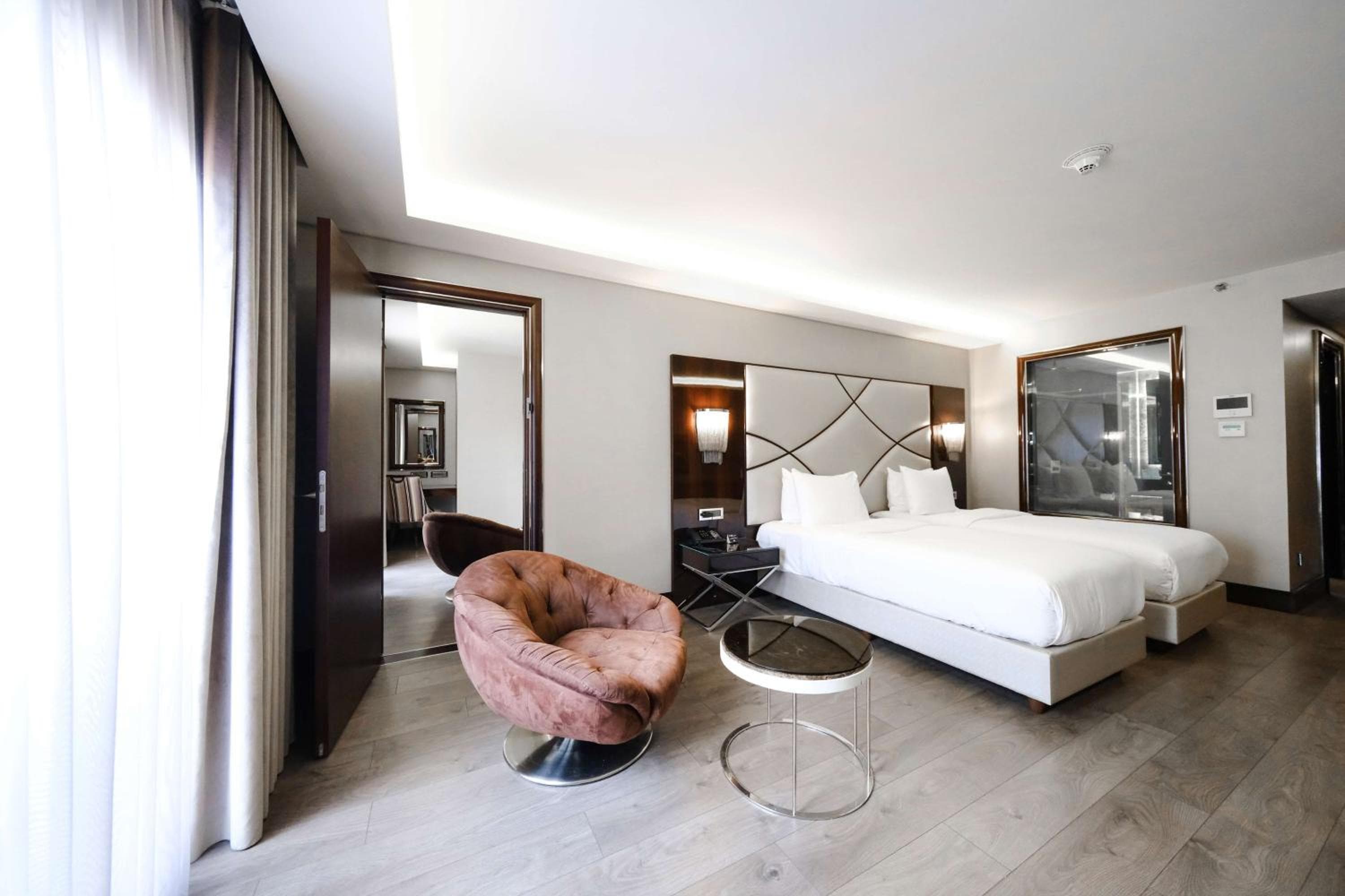 DoubleTree by Hilton Istanbul Gayrettepe — 5