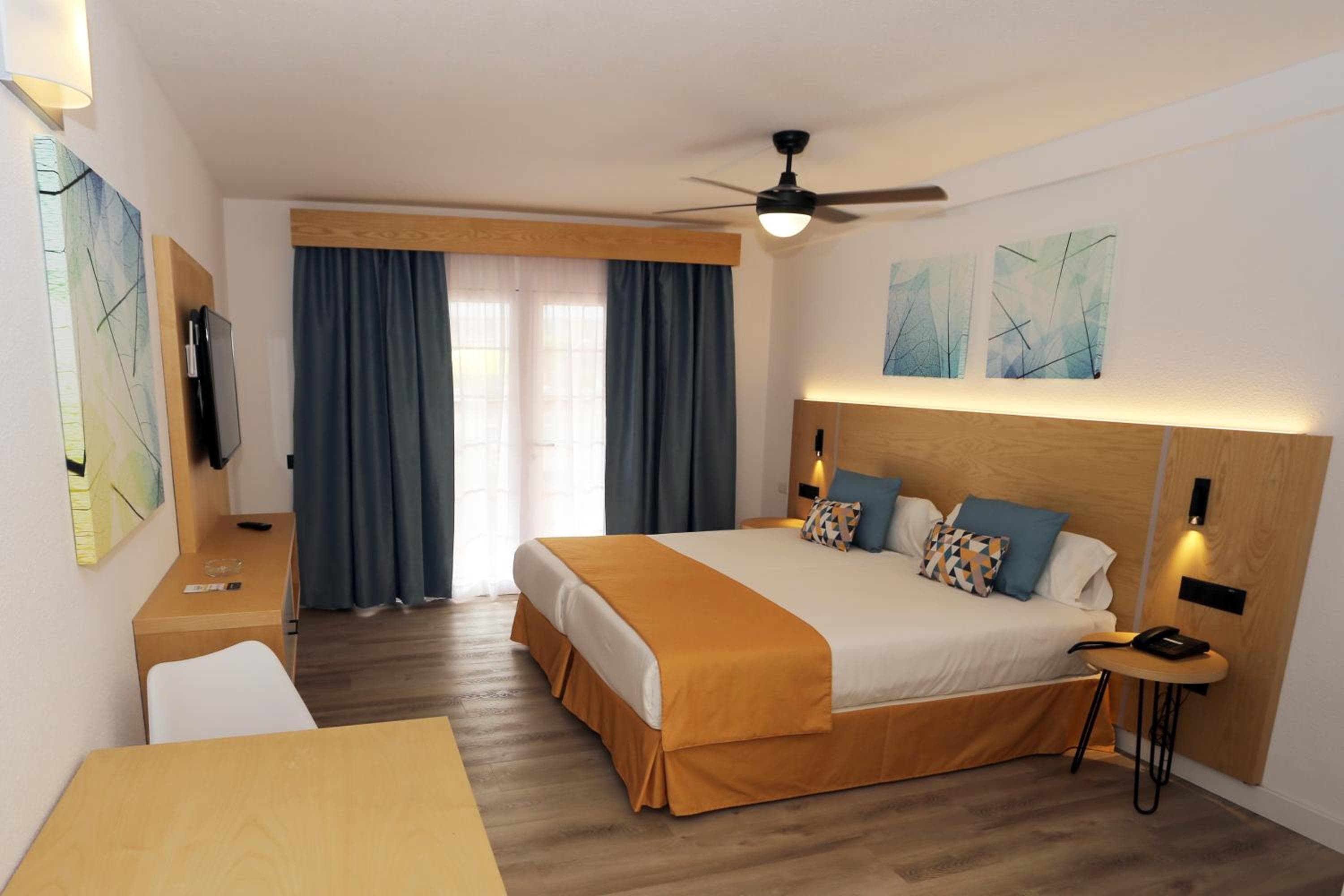 Hotel-Apartamentos Andorra — 5