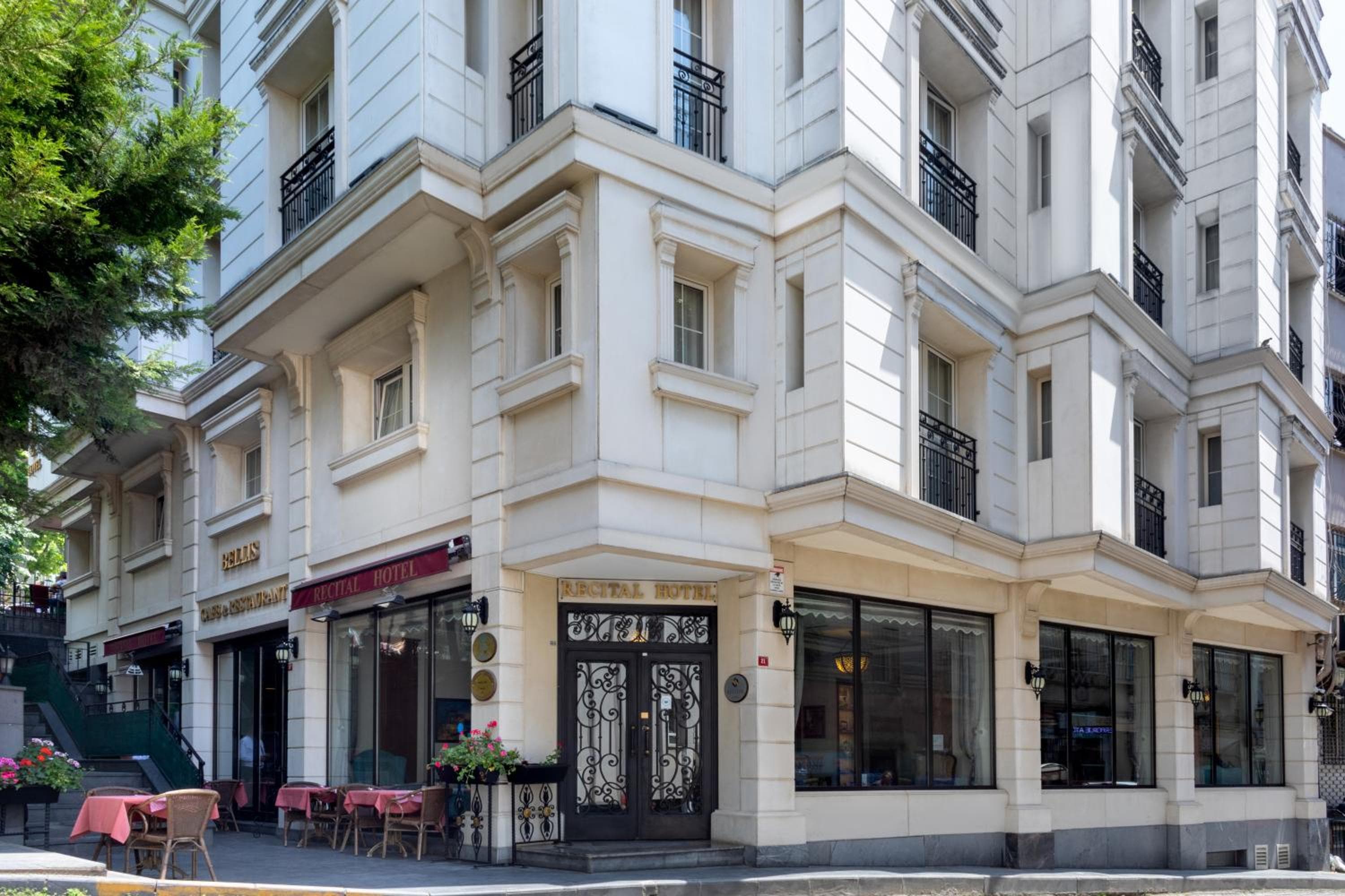 Recital Hotel — 24