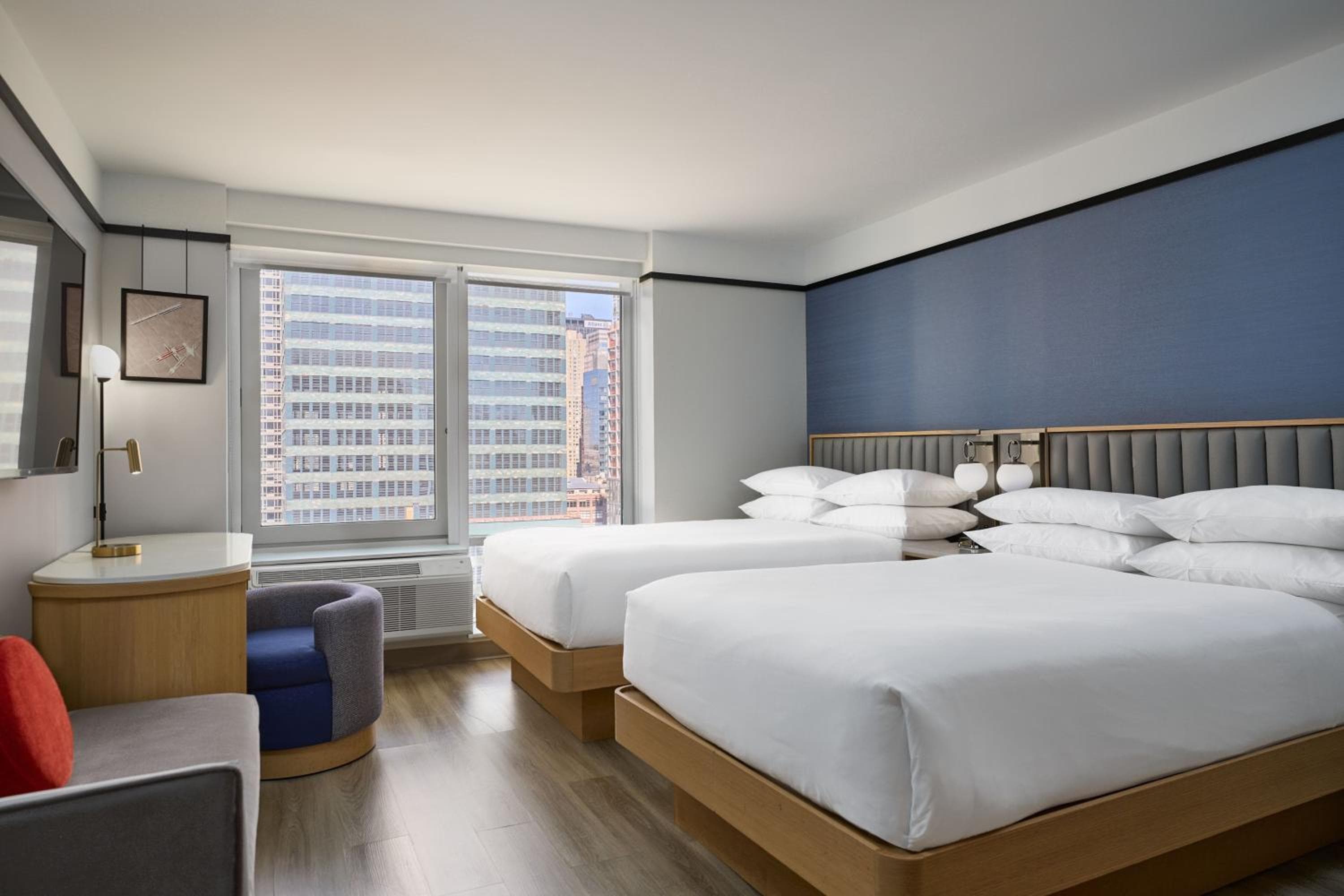 Delta Hotels by Marriott New York Times Square — 9