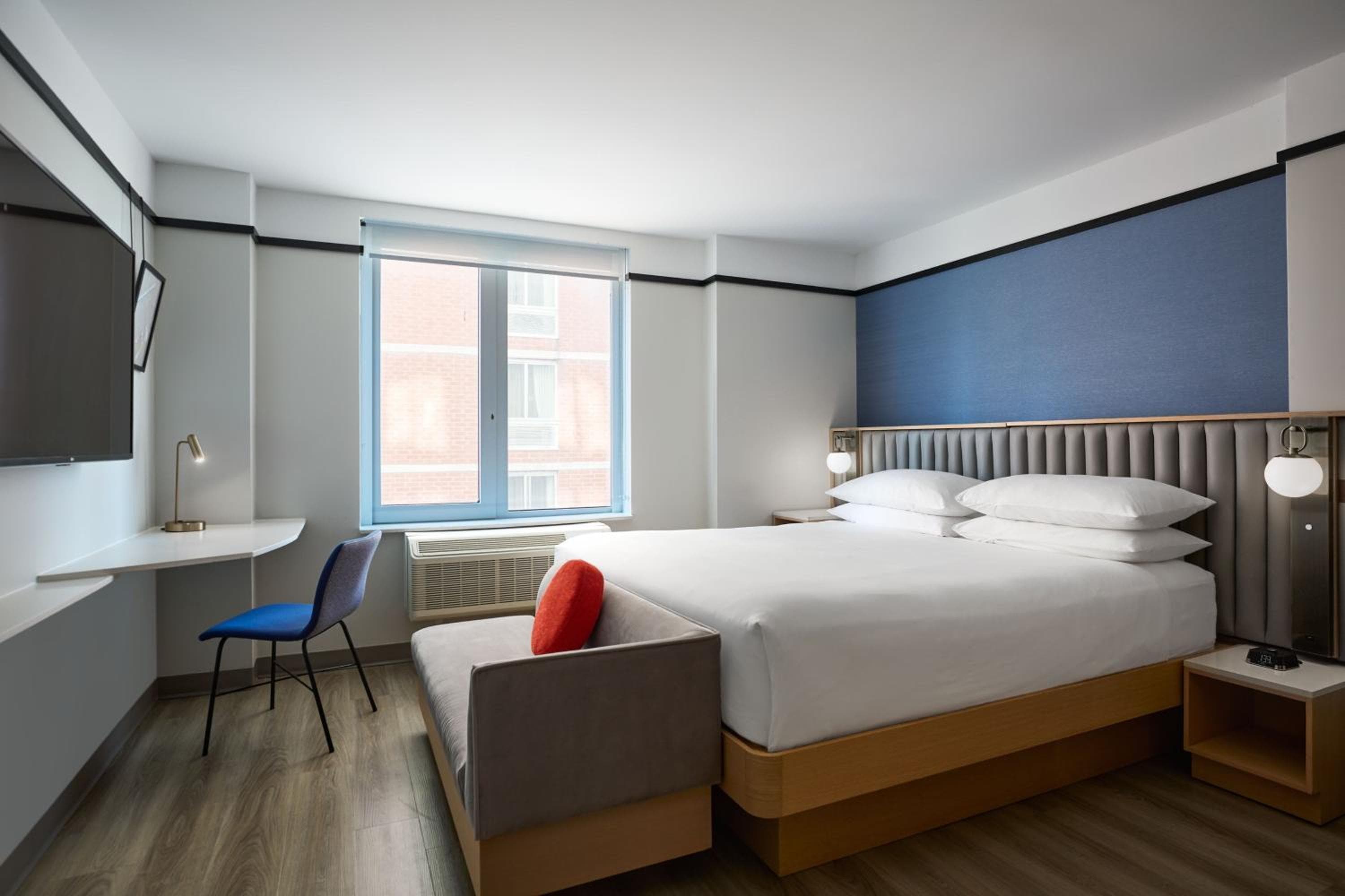 Delta Hotels by Marriott New York Times Square — 12