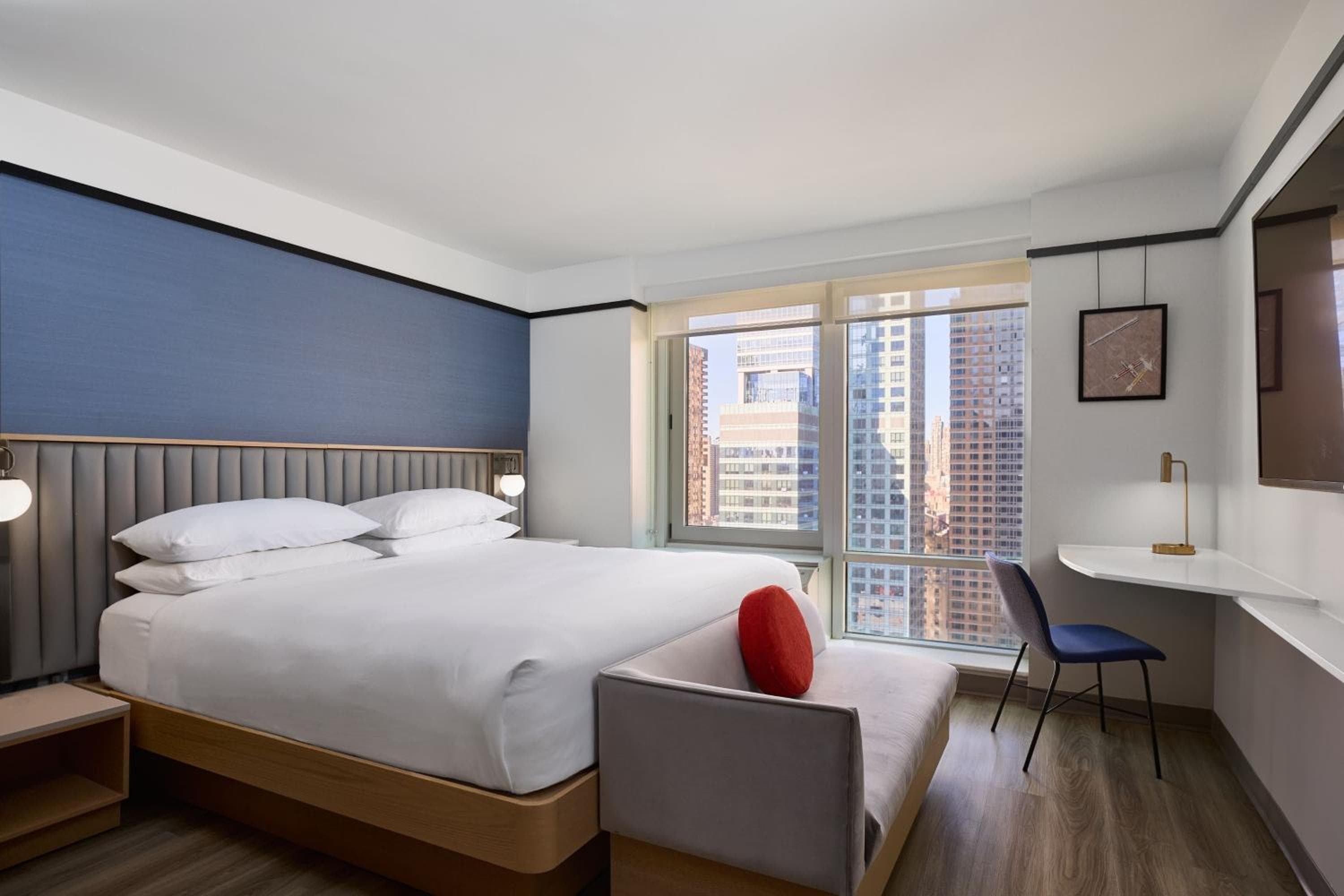 Delta Hotels by Marriott New York Times Square — 10