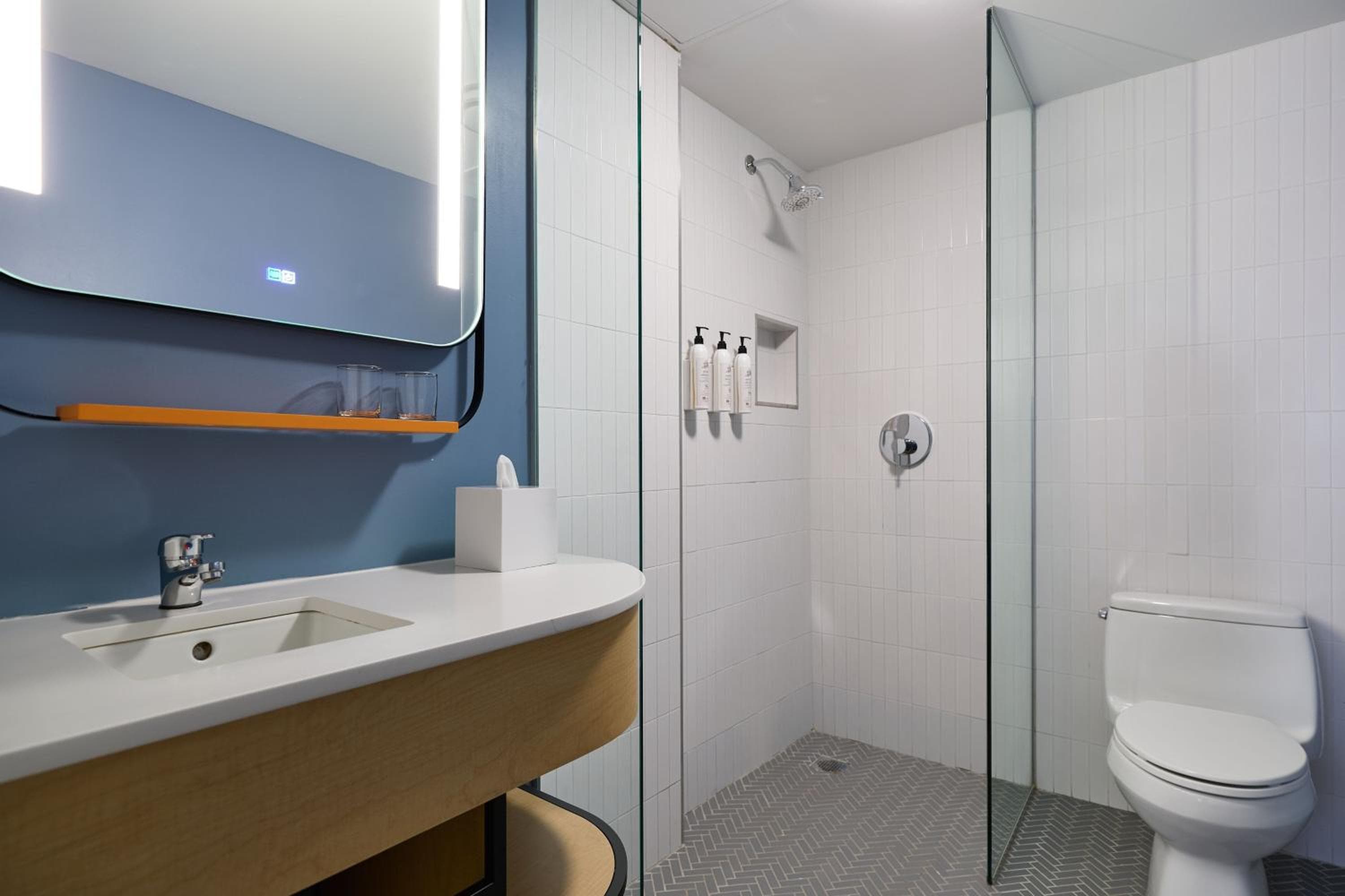 Delta Hotels by Marriott New York Times Square — 16
