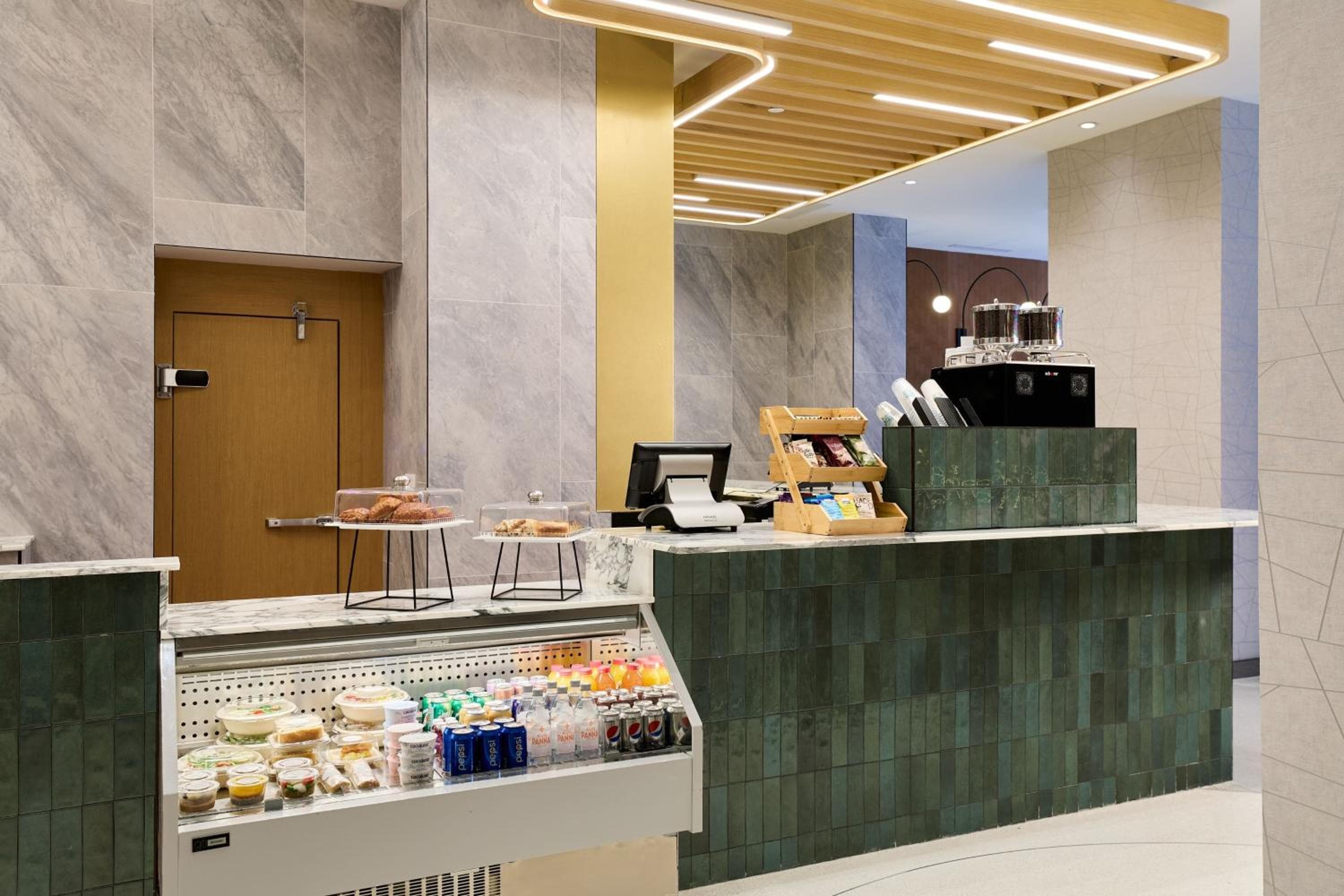 Delta Hotels by Marriott New York Times Square — 19