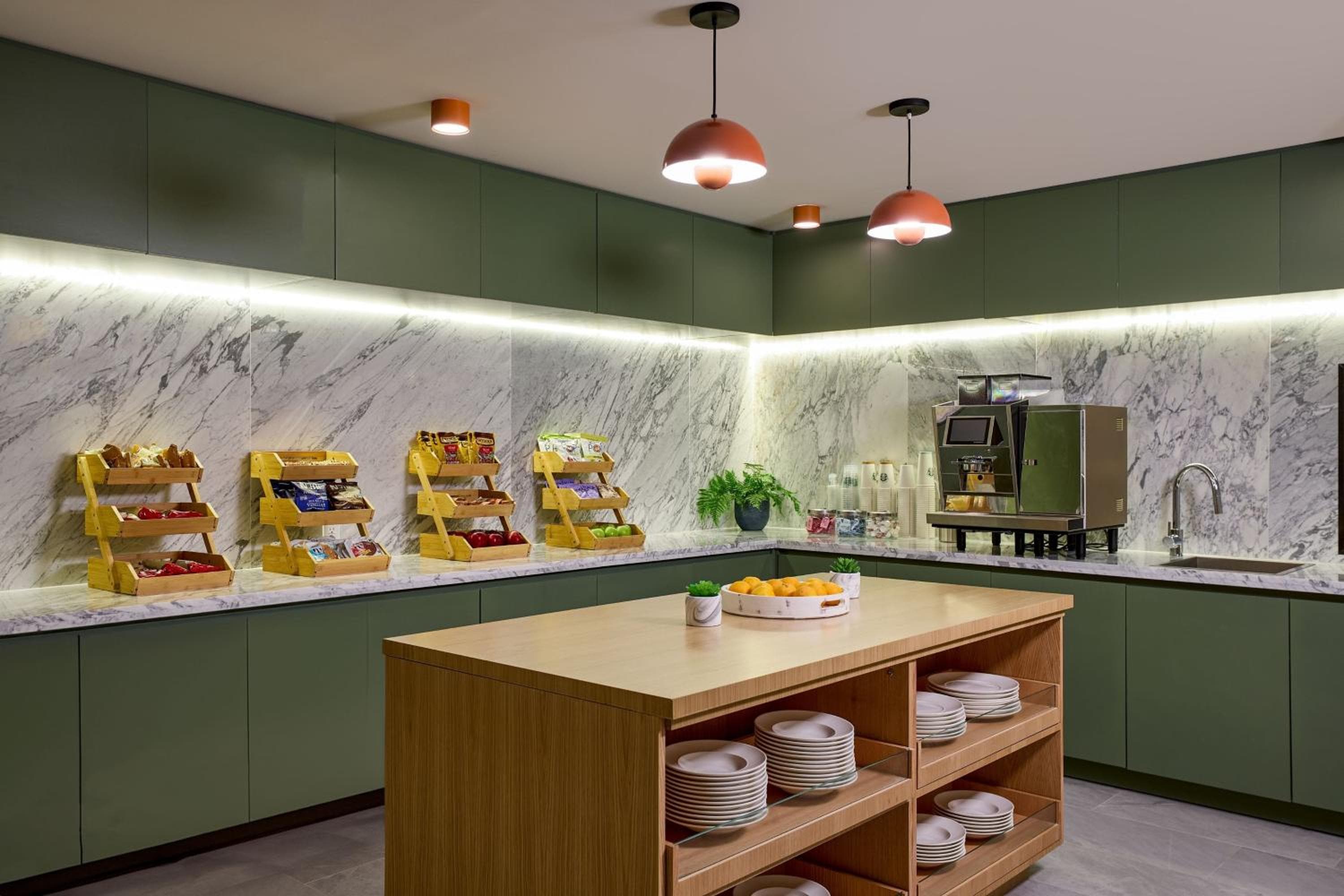 Delta Hotels by Marriott New York Times Square — 8