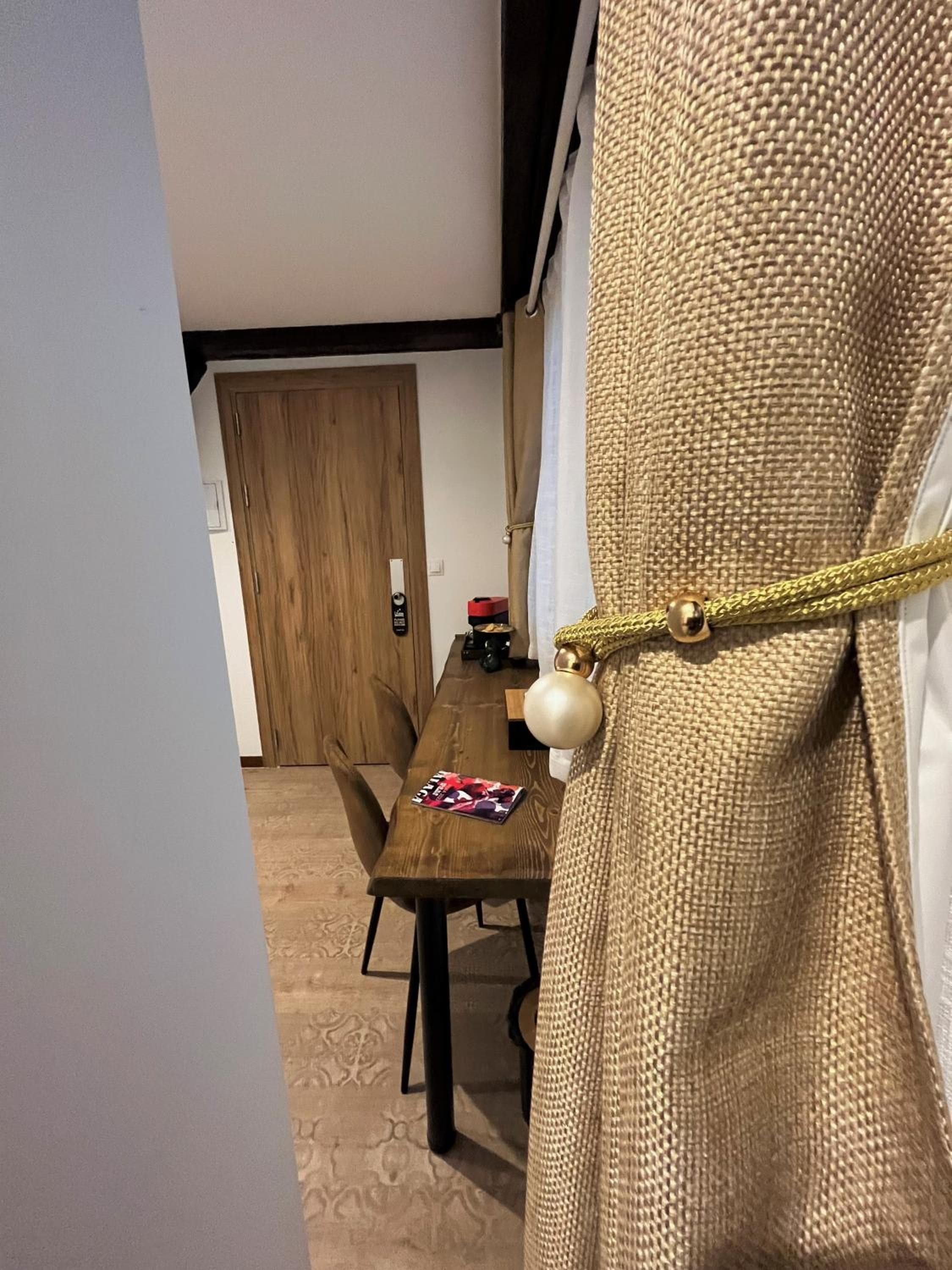 Emilysuites - Malaga Centro Historico — 24