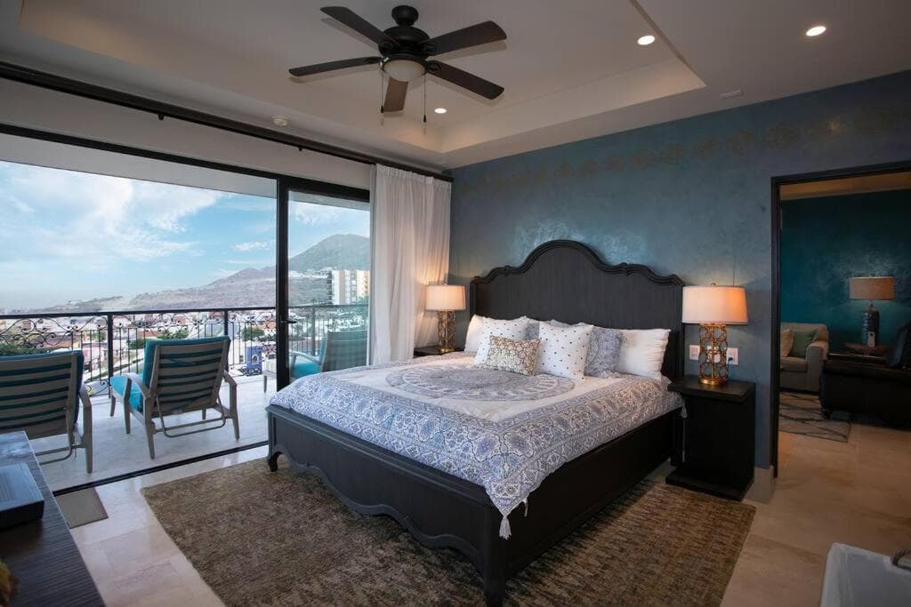 Stunning 3BR Condo with Ocean Views, Golf Course & Resort Amenities — 8