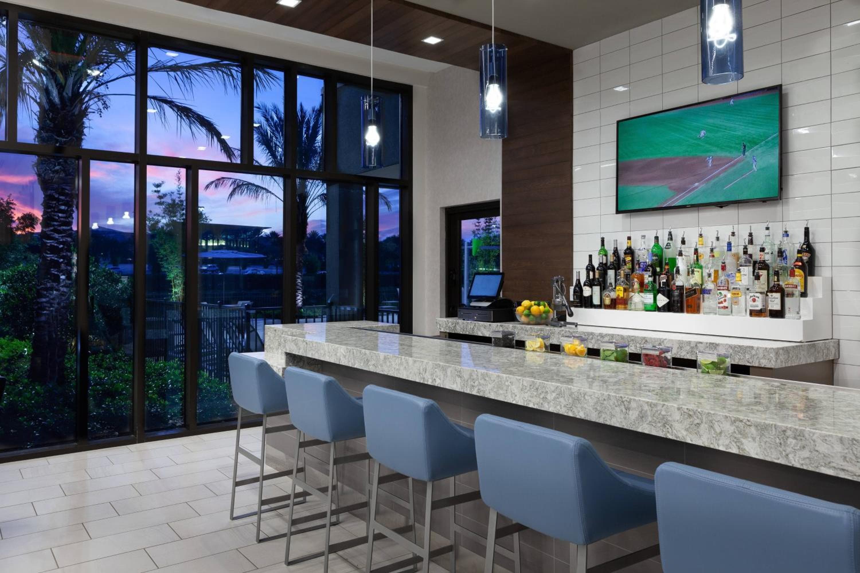 SpringHill Suites del Marriott Orlando al Millenia — 14
