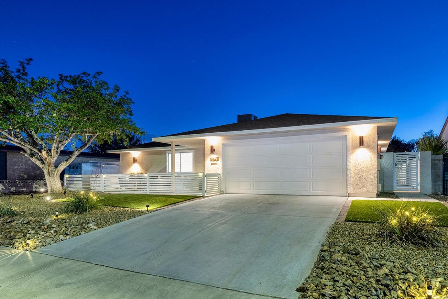 Single Story minutes from Summerlin with RV Parking & Dog Friendly — 25