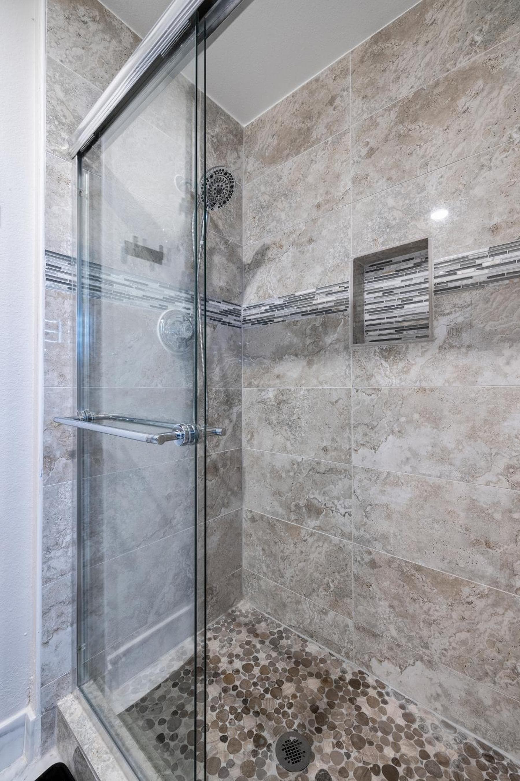 Single Story minutes from Summerlin with RV Parking & Dog Friendly — 12