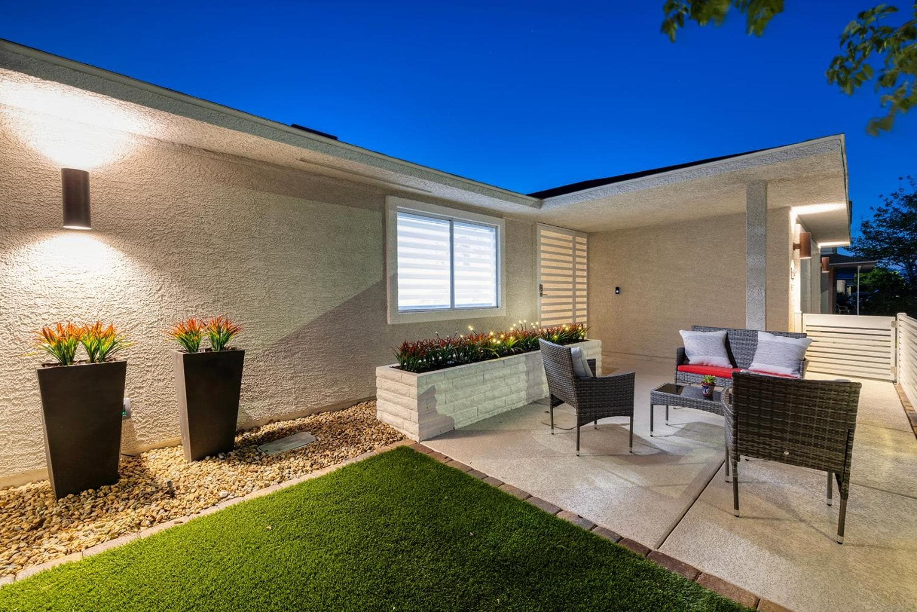 Single Story minutes from Summerlin with RV Parking & Dog Friendly — 25