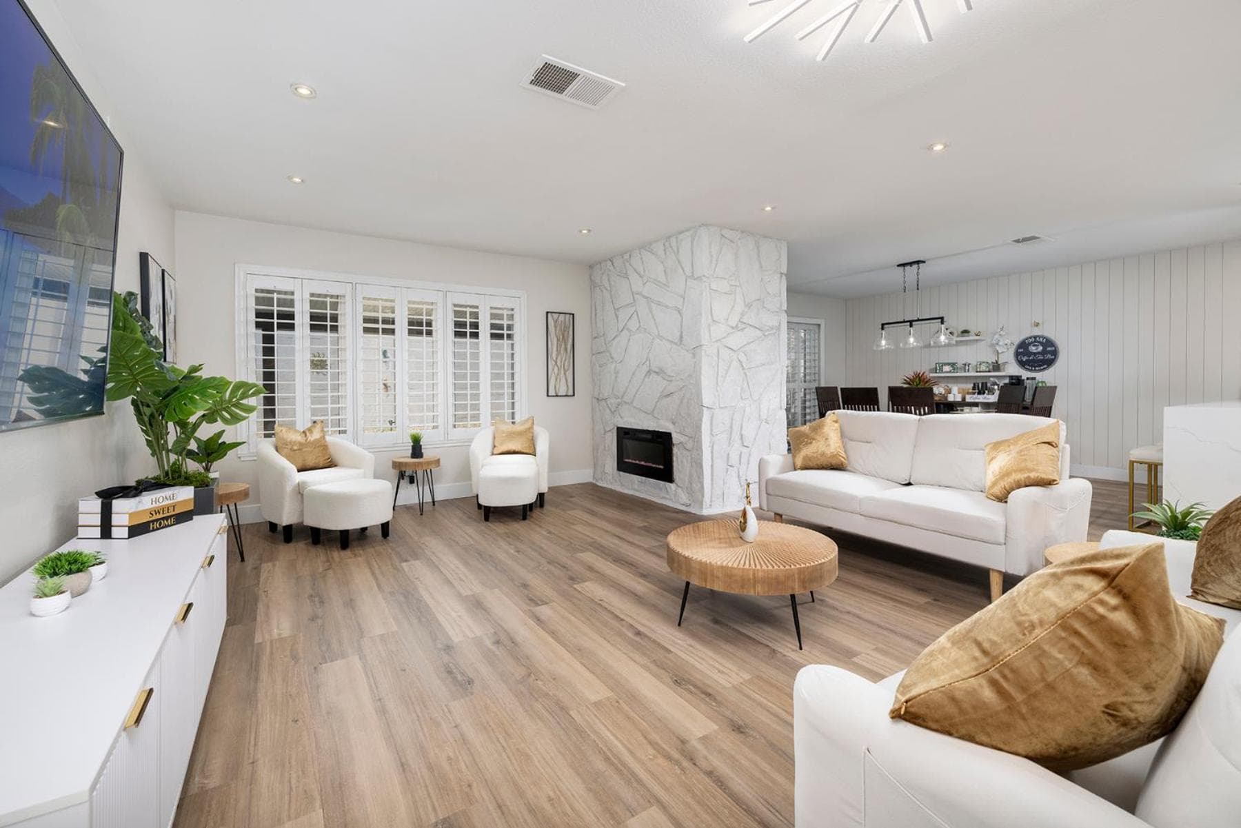 Single Story minutes from Summerlin with RV Parking & Dog Friendly — 30