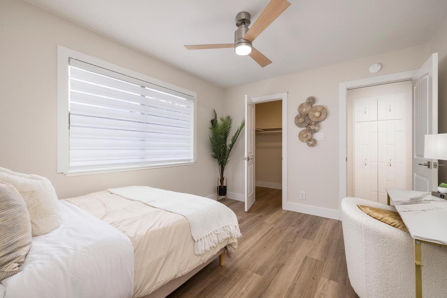 Single Story minutes from Summerlin with RV Parking & Dog Friendly — 2
